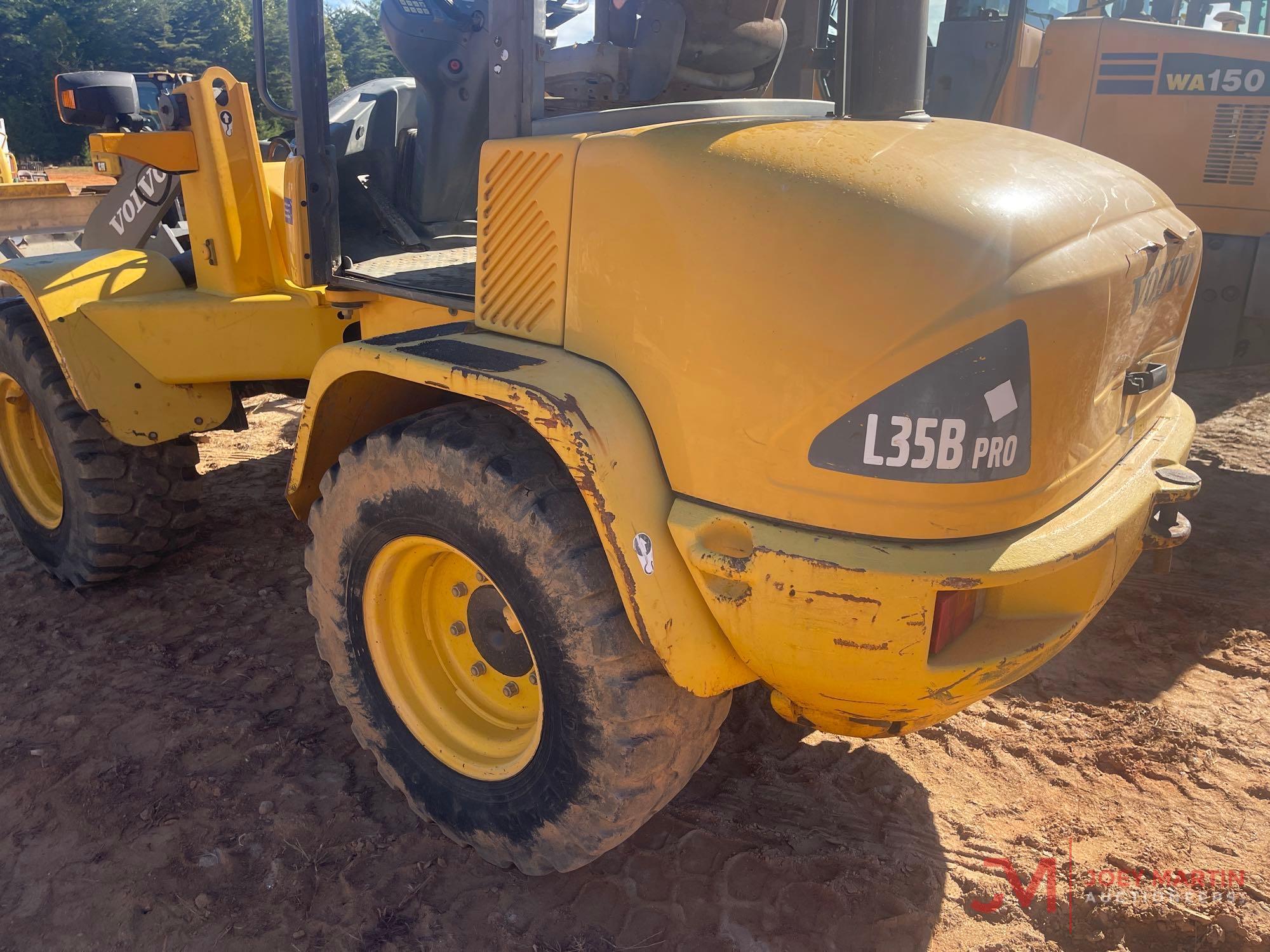 2011 VOLVO L35B PRO RUBBER TIRE LOADER