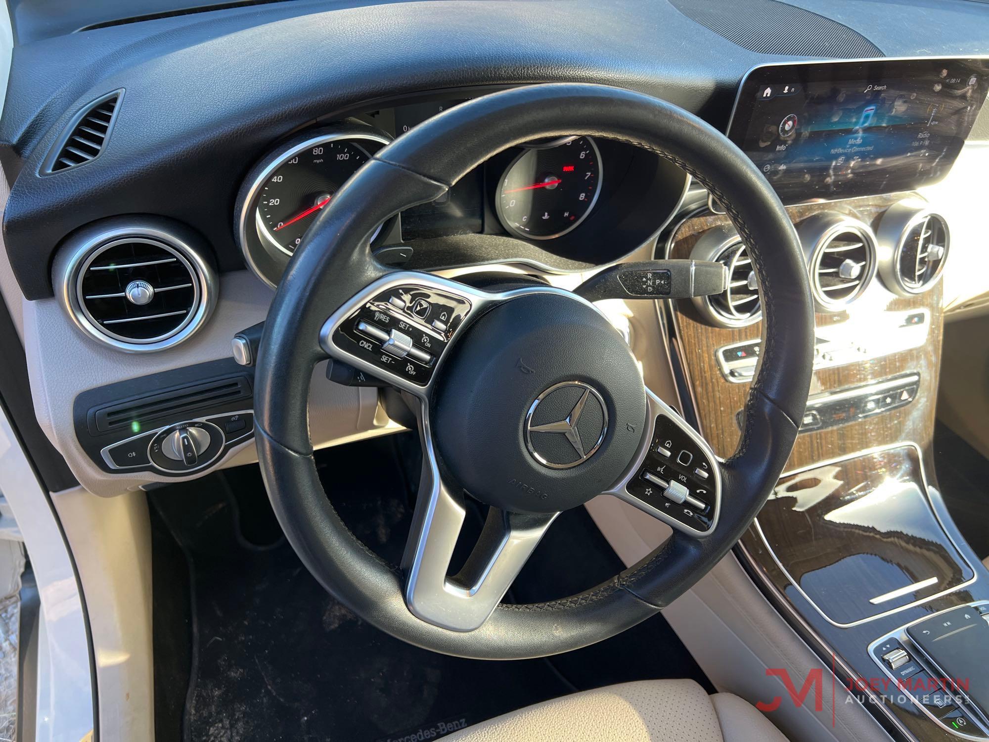 2020 MERCEDES BENZ GLC300 SUV