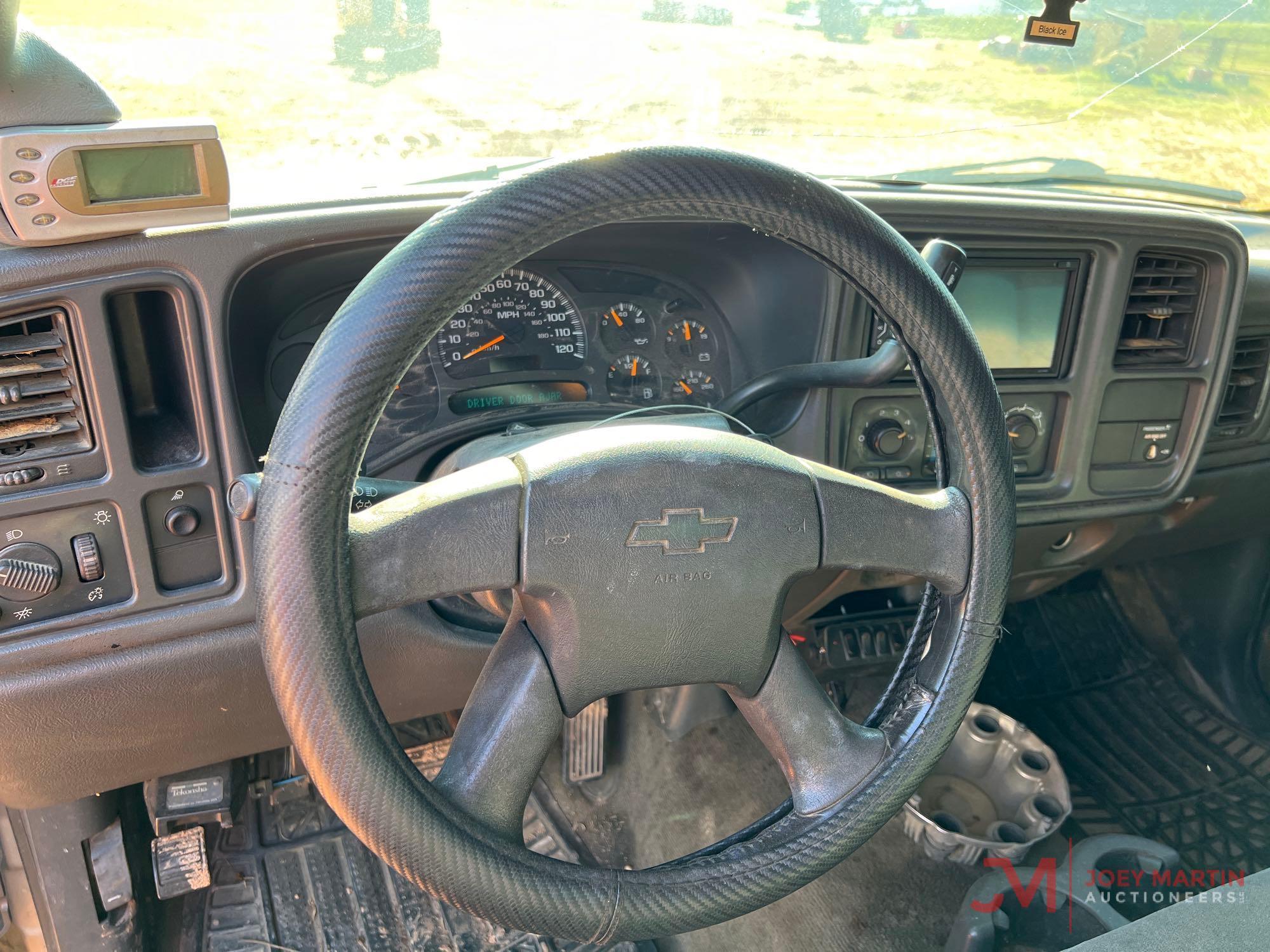 2003 CHEVROLET 2500HD PICKUP TRUCK