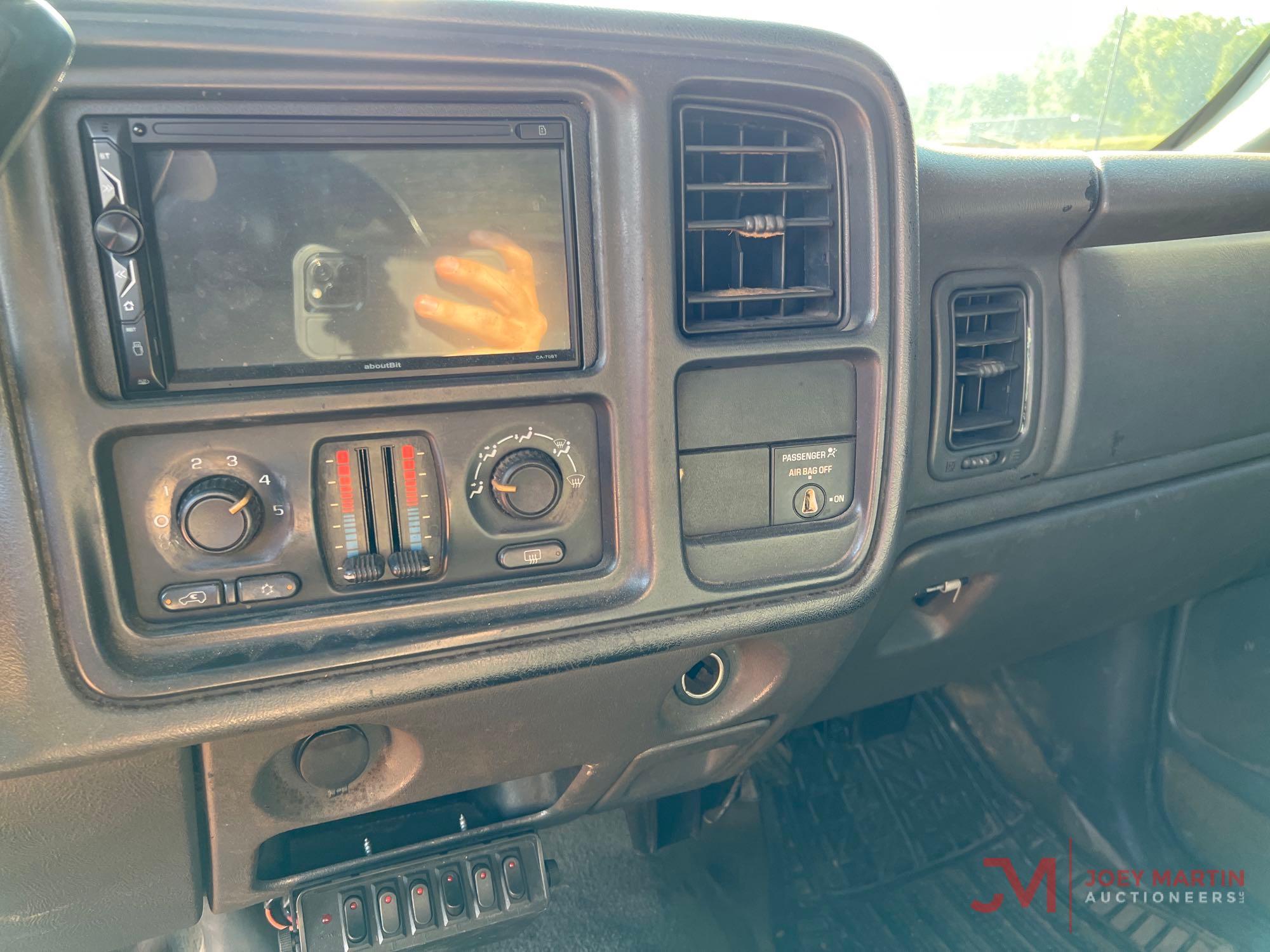 2003 CHEVROLET 2500HD PICKUP TRUCK