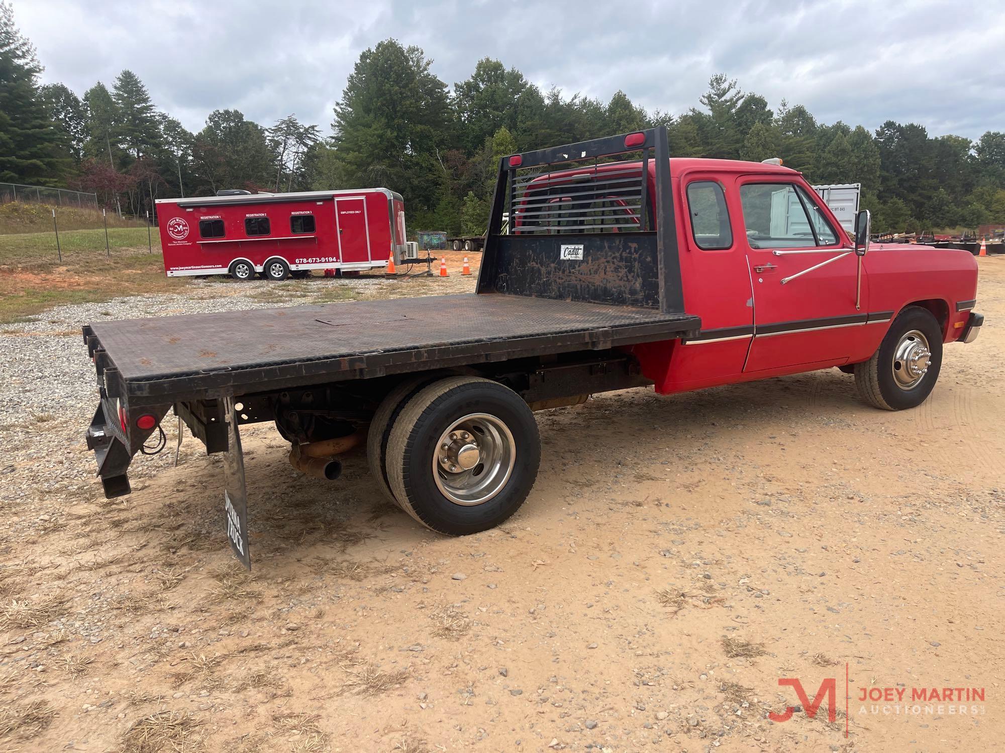 1993 DODGE 3500