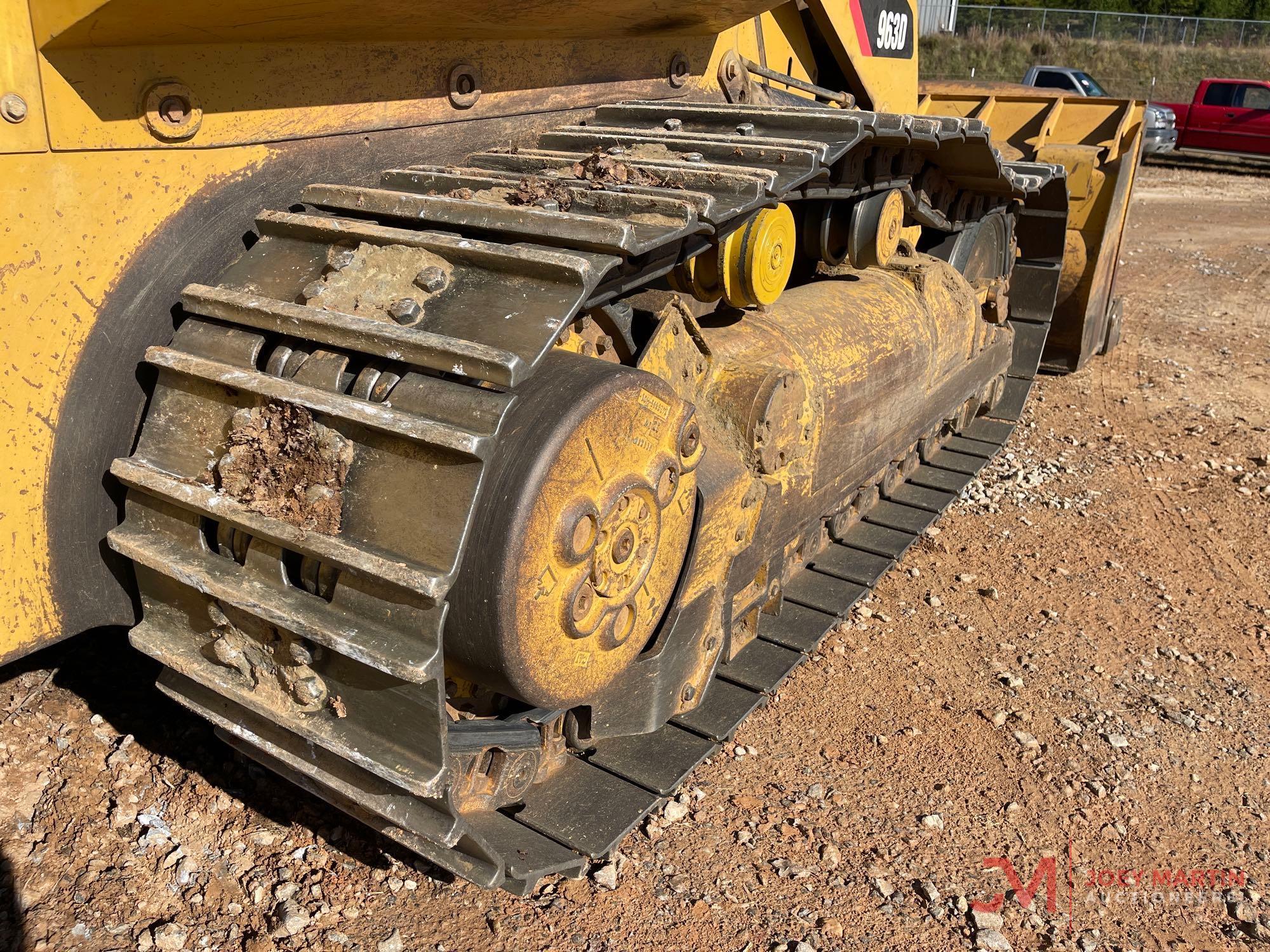 CAT 963D CRAWLER LOADER