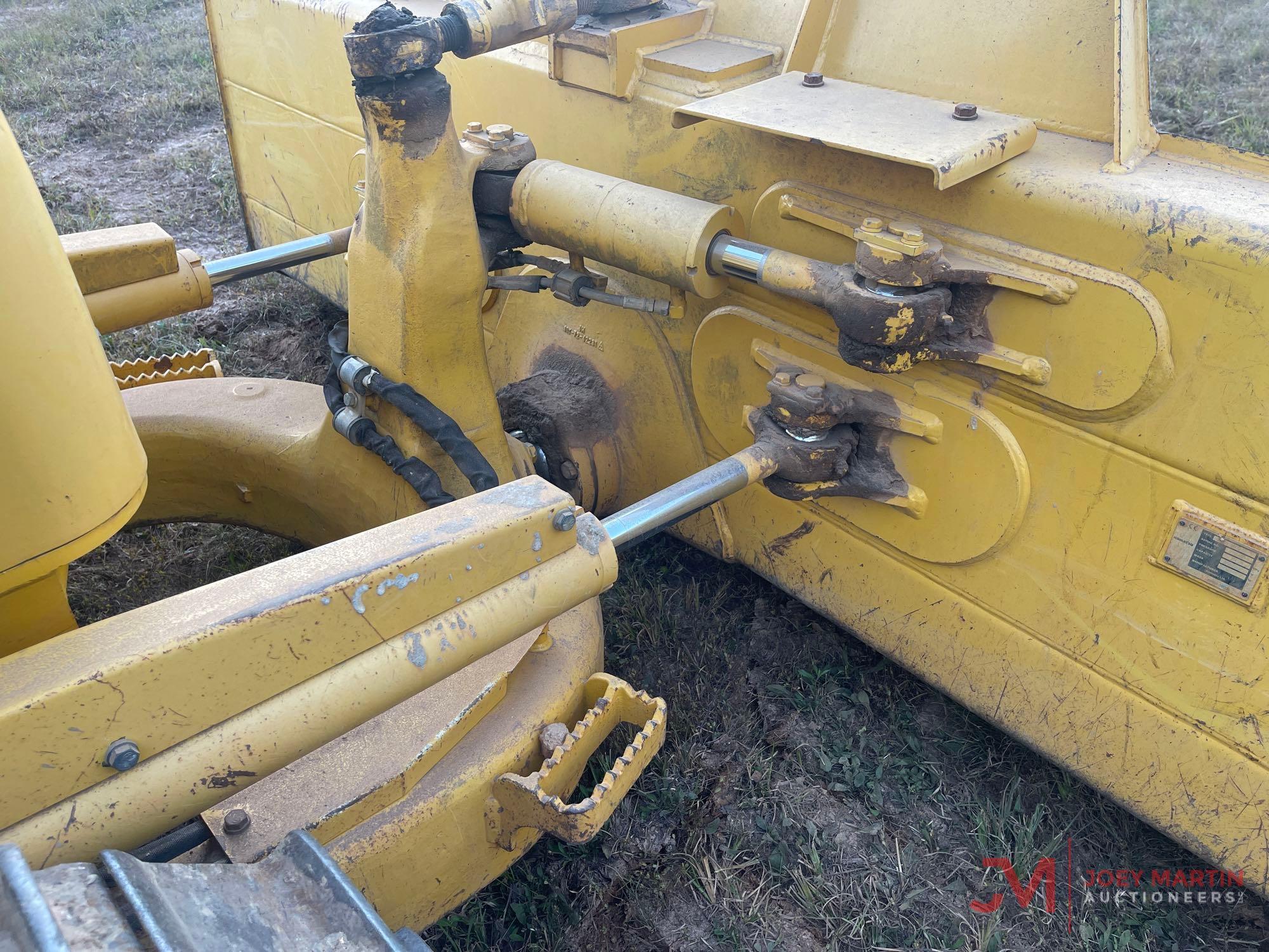 2018 KOMATSU D39PX-24 CRAWLER DOZER