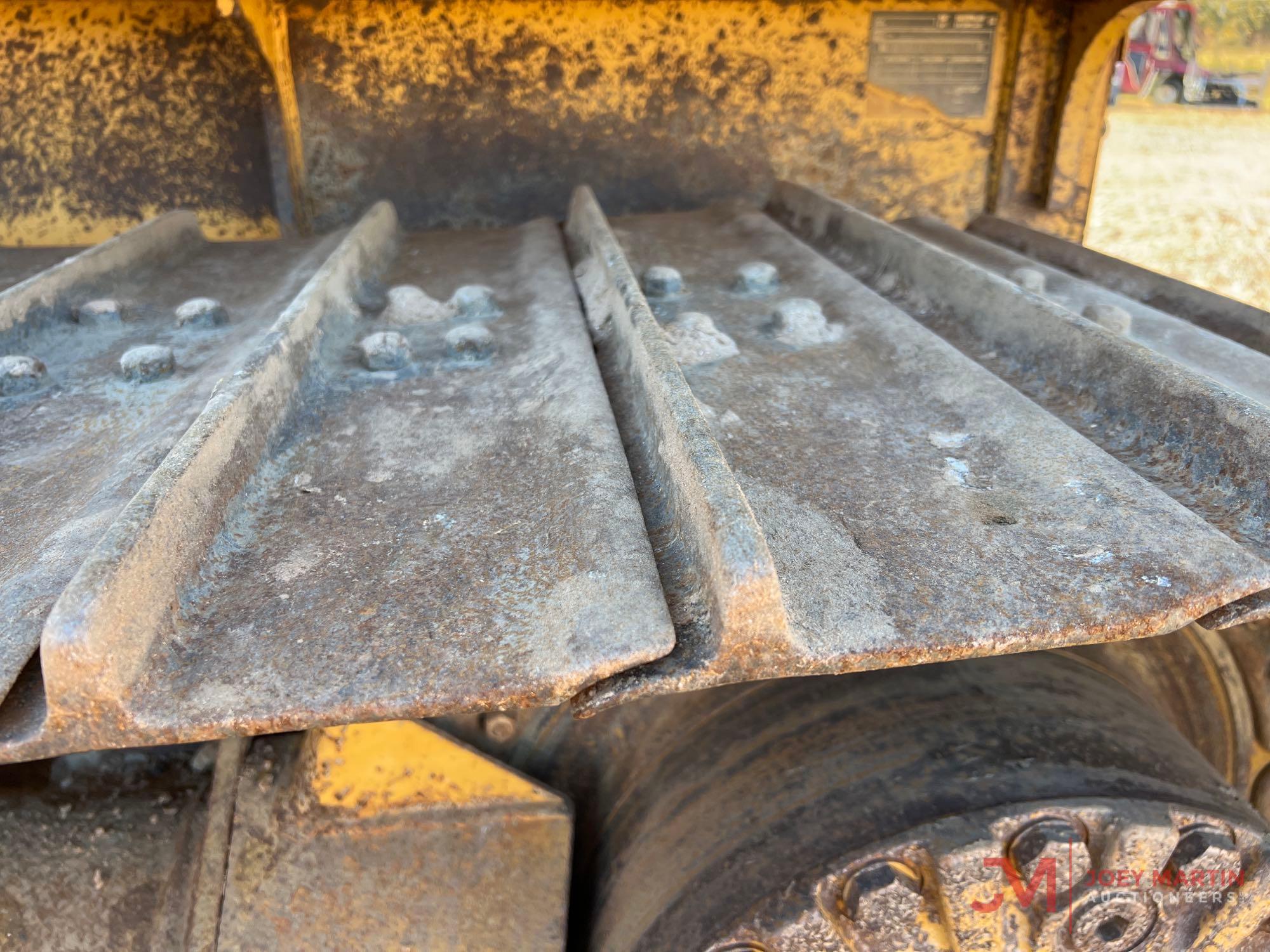 2013 CAT D3K2 LGP CRAWLER DOZER