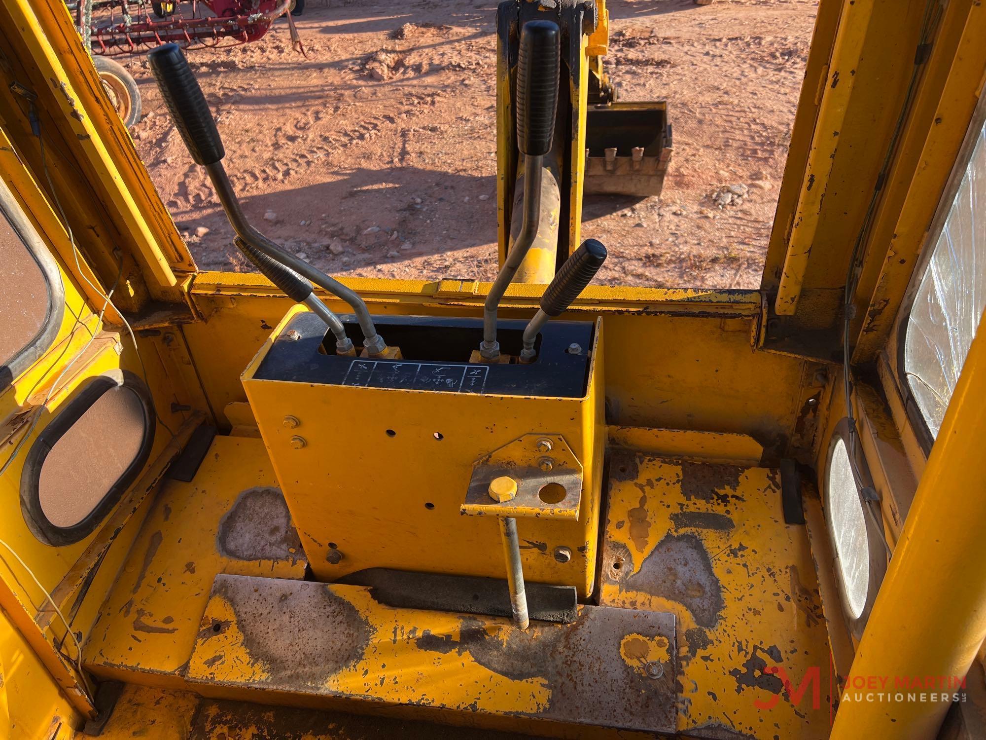 JOHN DEERE 300B LOADER BACKHOE