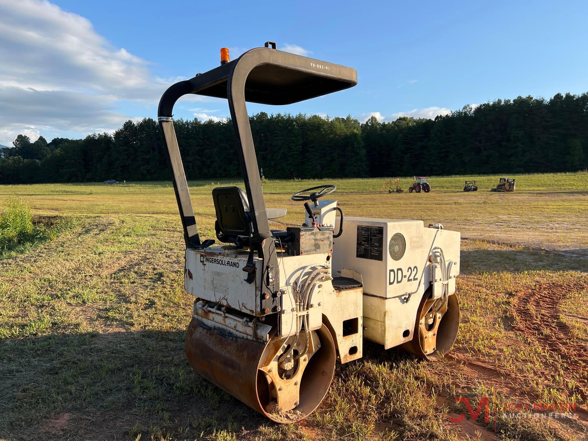 1995 INGERSOLL RAND DD-22 ASPHALT ROLLER