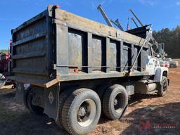 1996 FORD L9000 TANDEM DUMP TRUCK