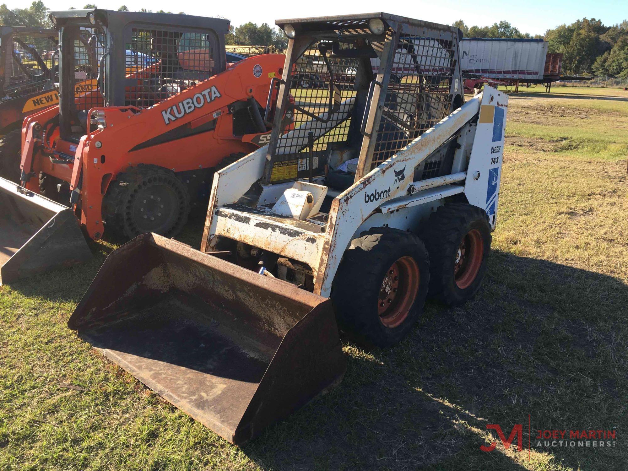 BOBCAT 743 SKID STEER LOADER