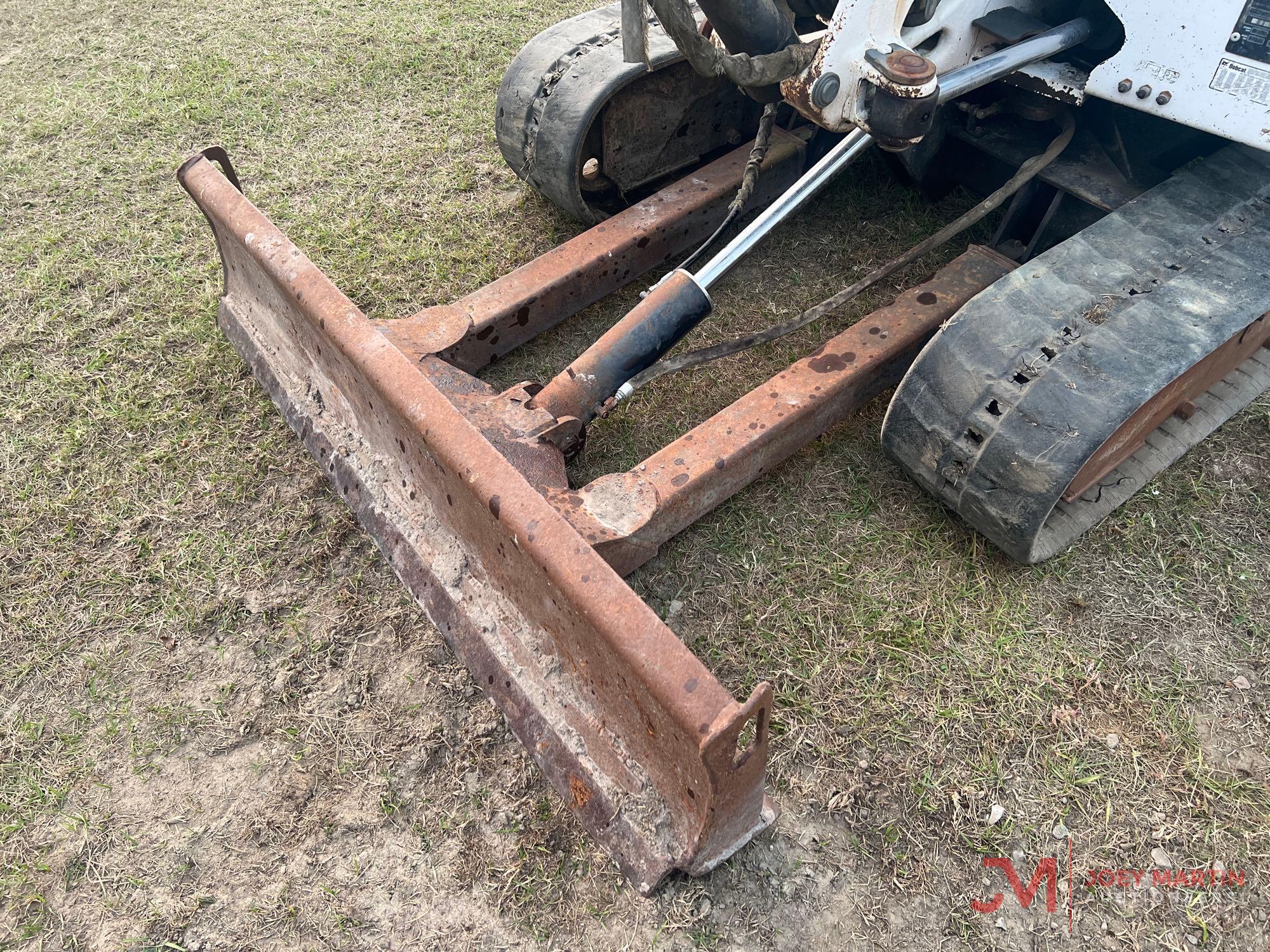 BOBCAT 331 MINI EXCAVATOR