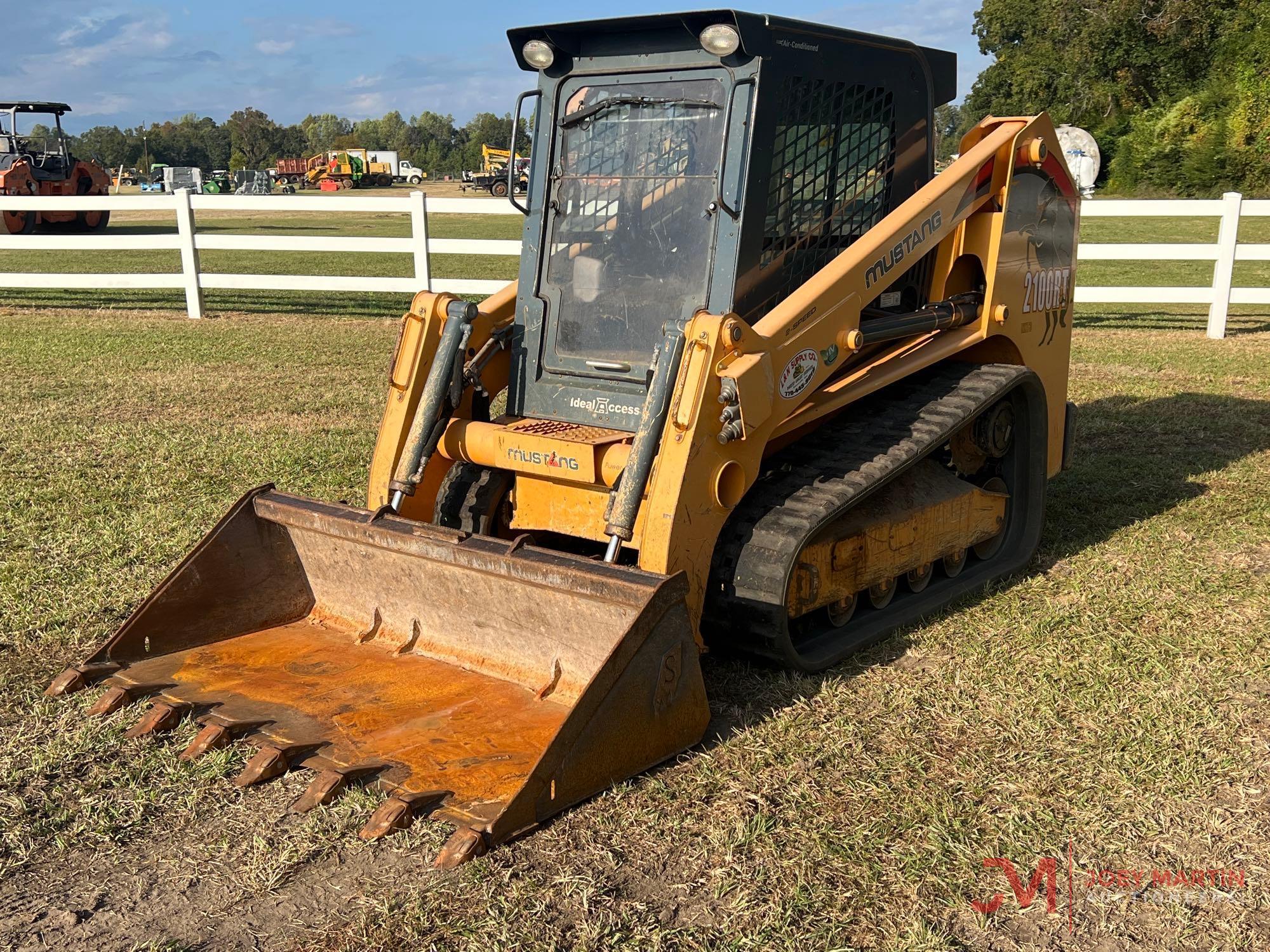 2017 MUSTANG 2100RT MULTI TERRAIN LOADER