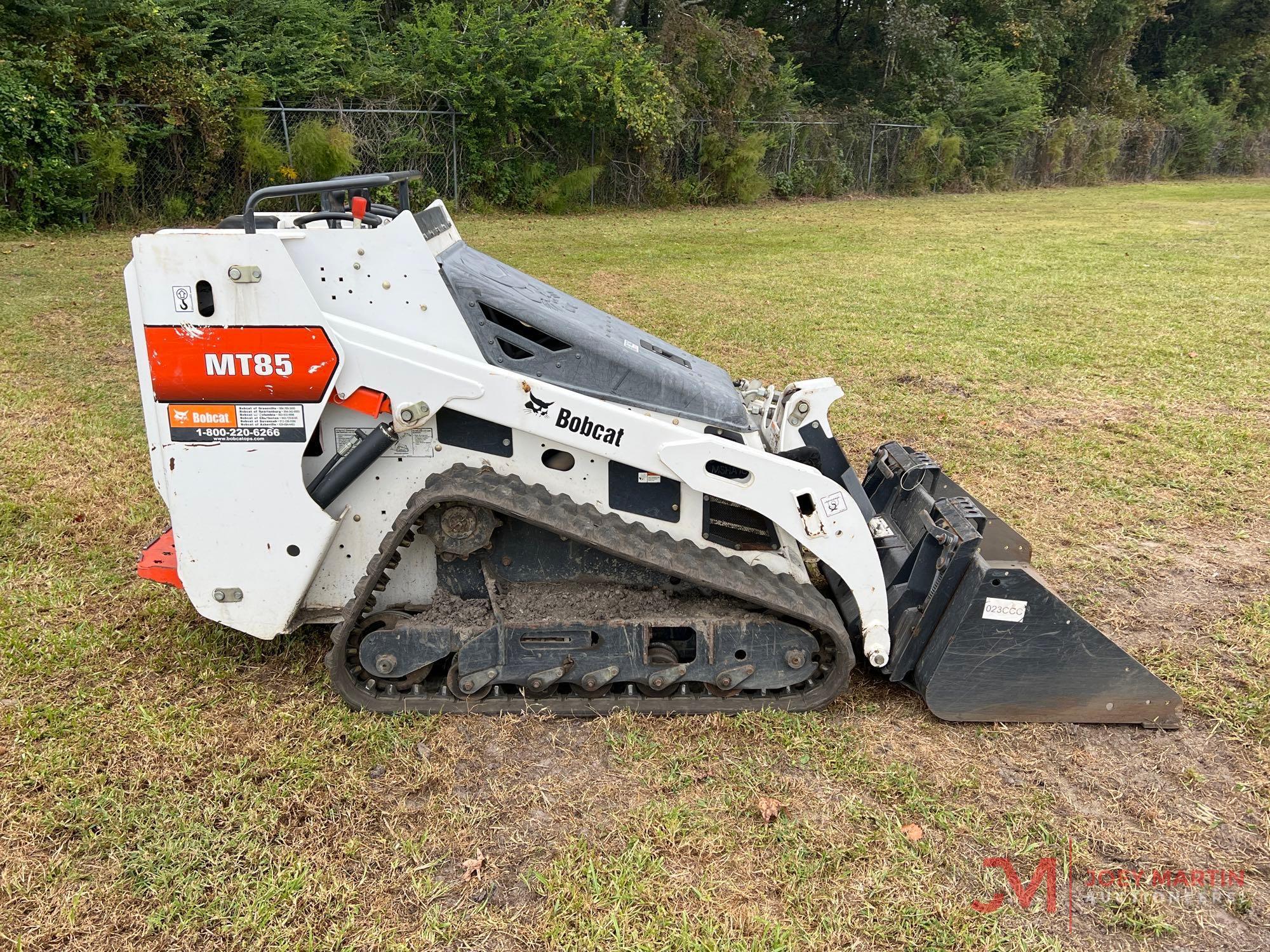 2016 BOBCAT MT85 MULTI TERRAIN LOADER