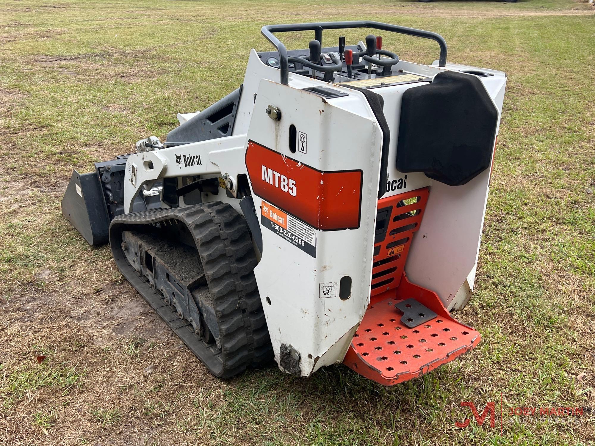 2016 BOBCAT MT85 MULTI TERRAIN LOADER