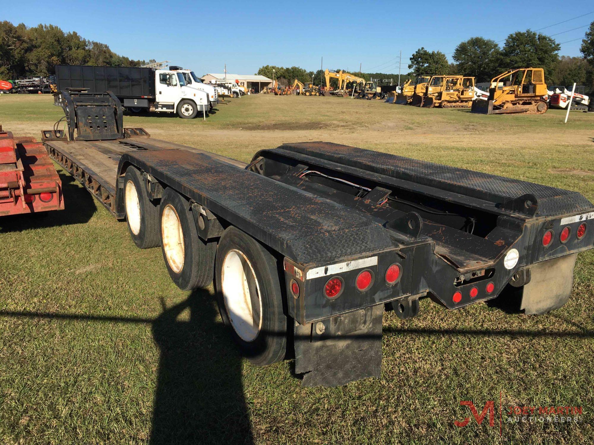 2002 FONTAINE TL50-NGP RGN LOWBOY TRAILER