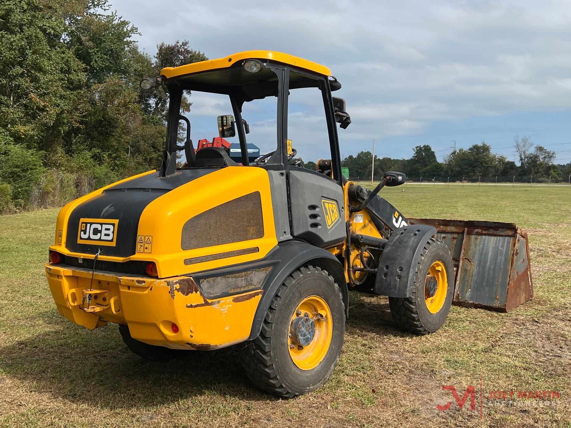 2012 JCB 409 RUBBER TIRE LOADER