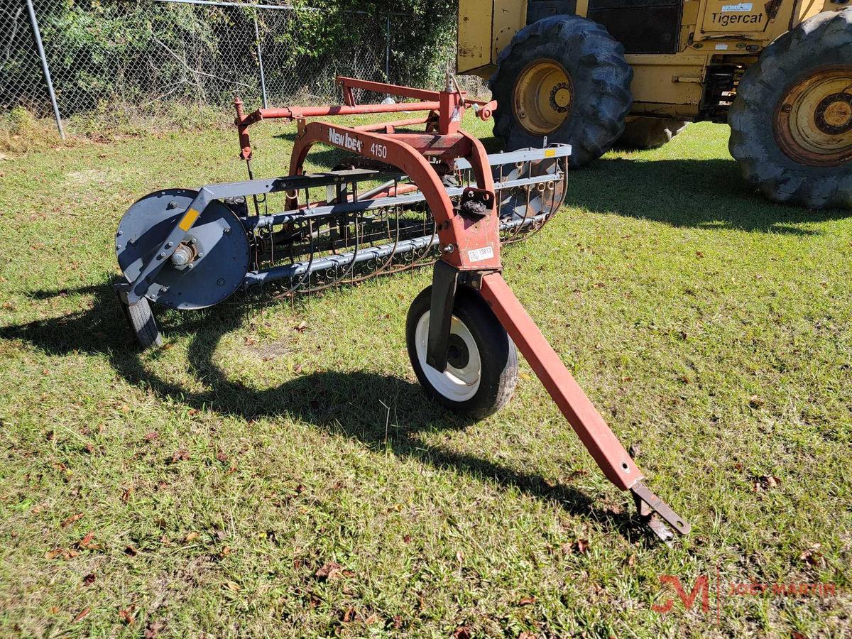 NEW IDEA 4150 SIDE DELIVERY HAY RAKE WITH DOLLY