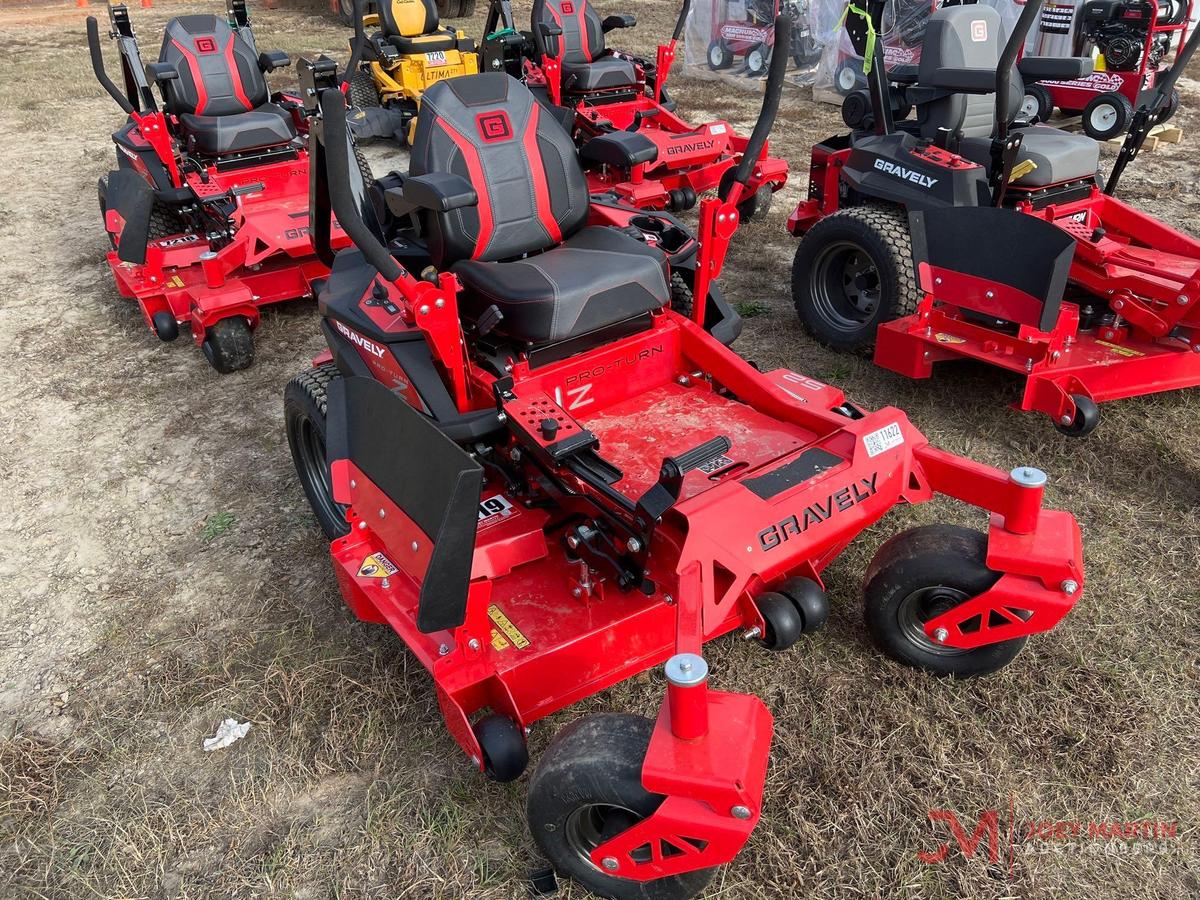 NEW/UNUSED GRAVELY PRO-TURN Z52 ZERO TURN LAWN MOWER