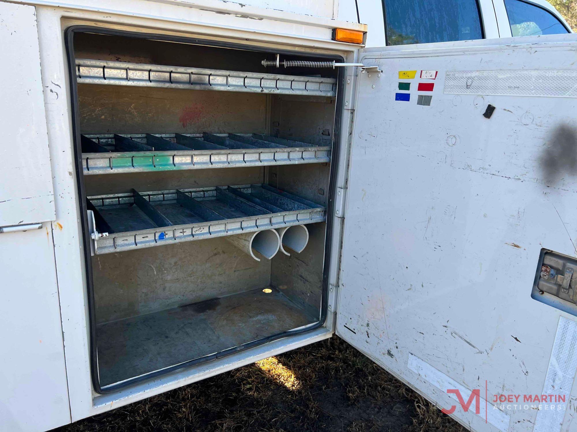 2011 FORD F350 XL SUPER DUTY ENCLOSED SERVICE BODY UTILITY TRUCK