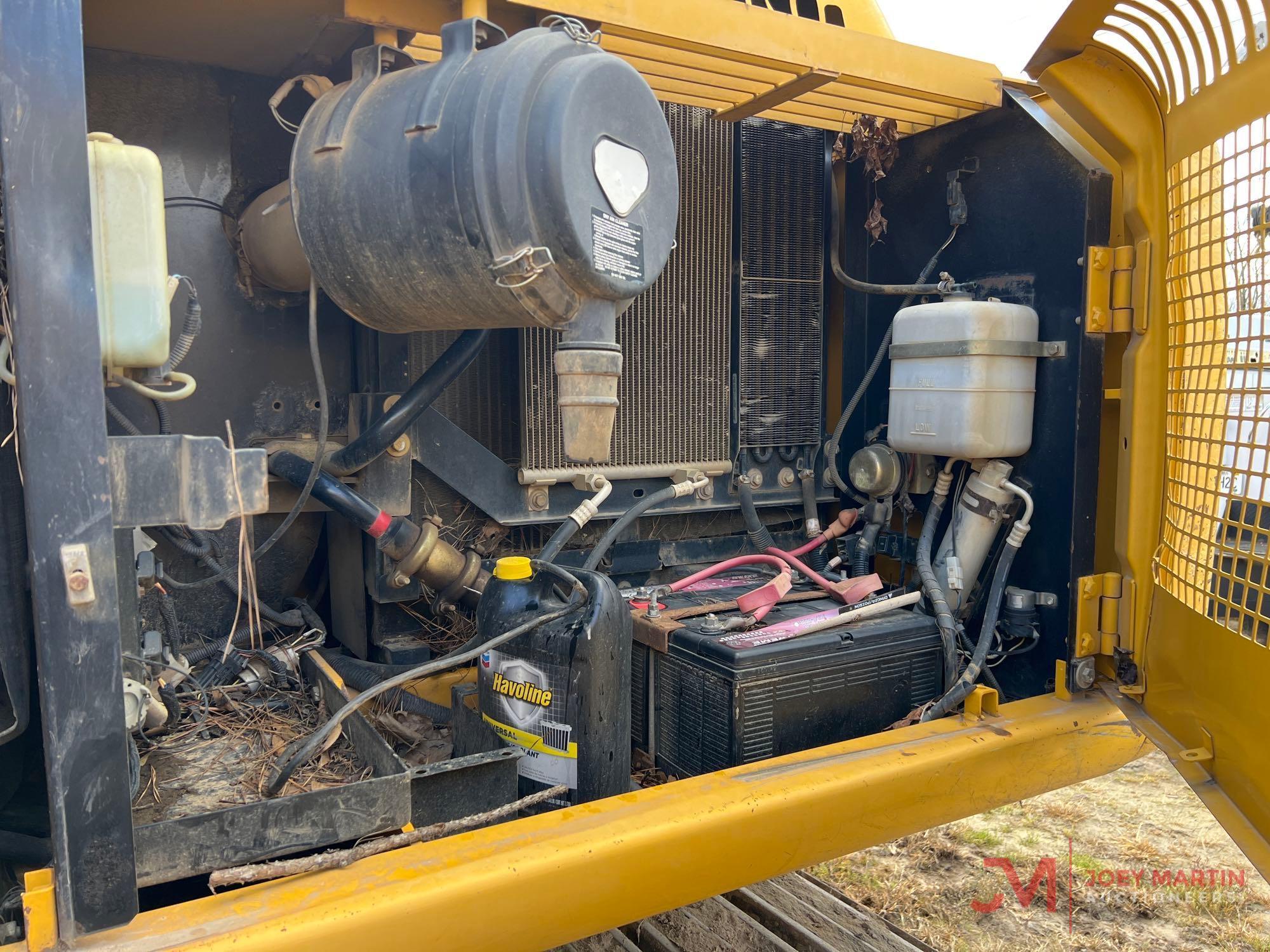 2005 DEERE 160C HYDRAULIC EXCAVATOR