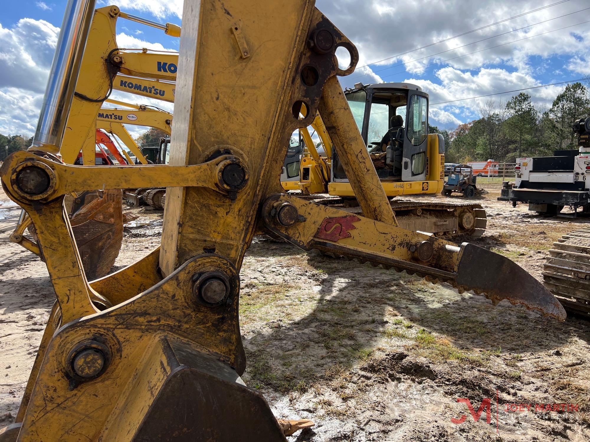 2005 DEERE 160C HYDRAULIC EXCAVATOR