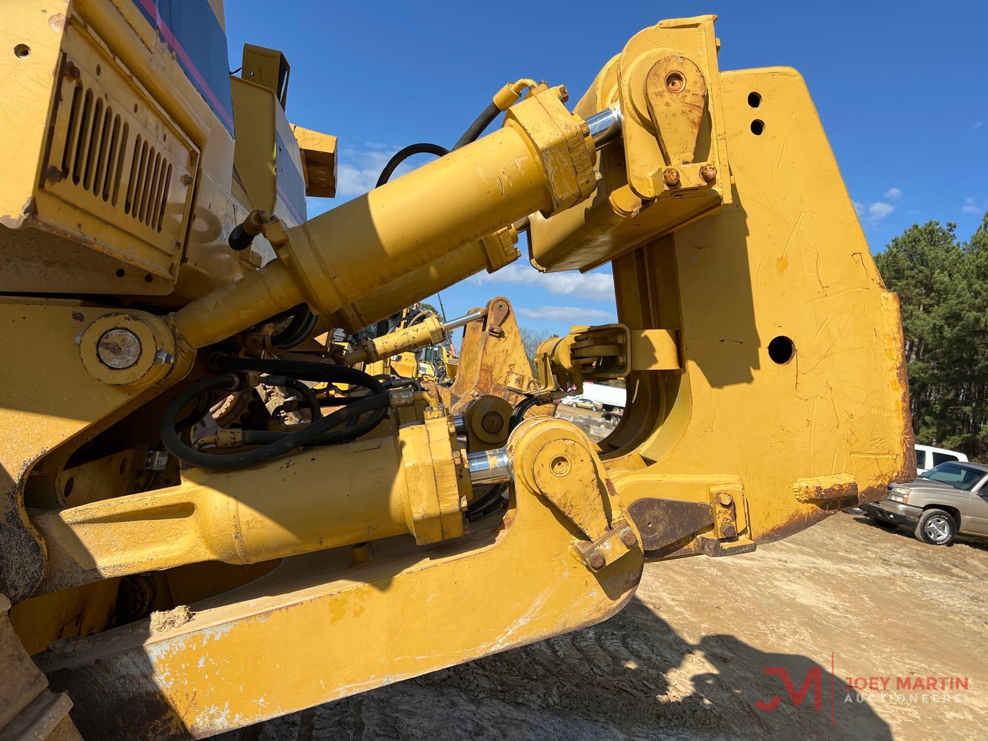 2001 CAT D8R CRAWLER DOZER