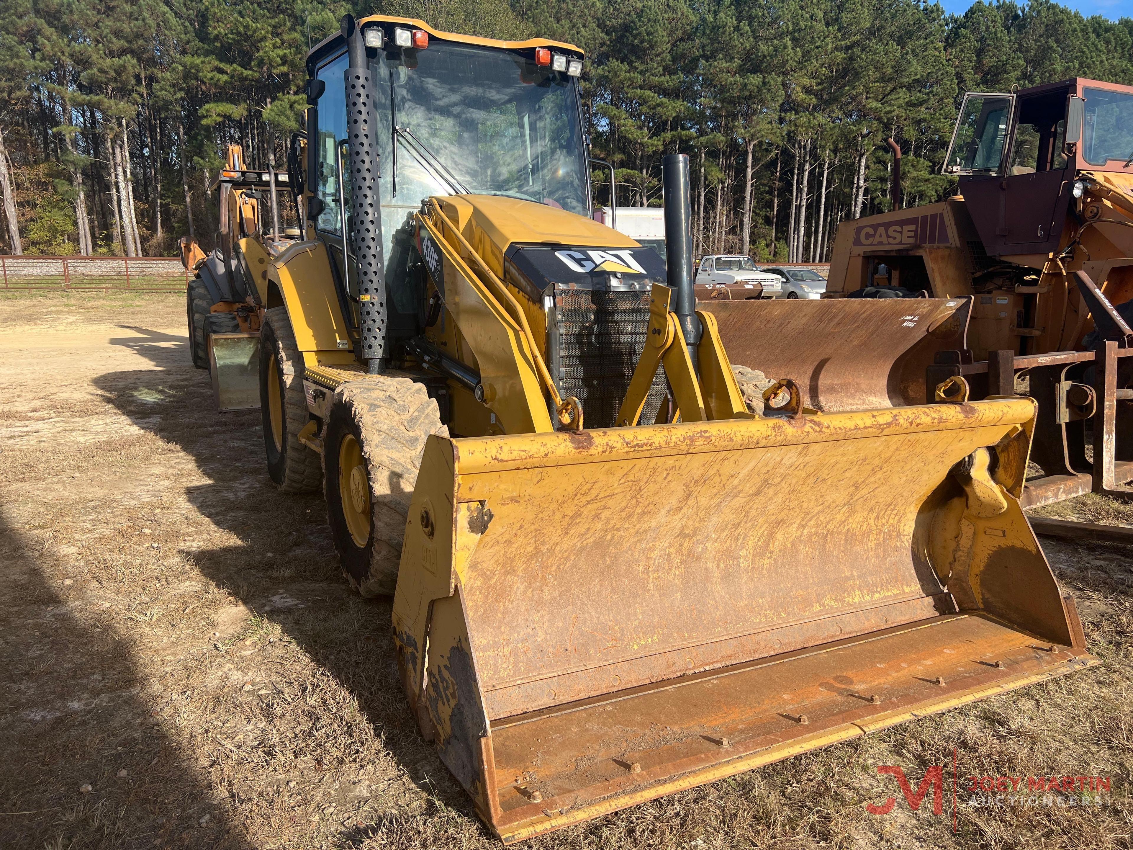 2015 CAT 430F 2 LOADER BACKHOE