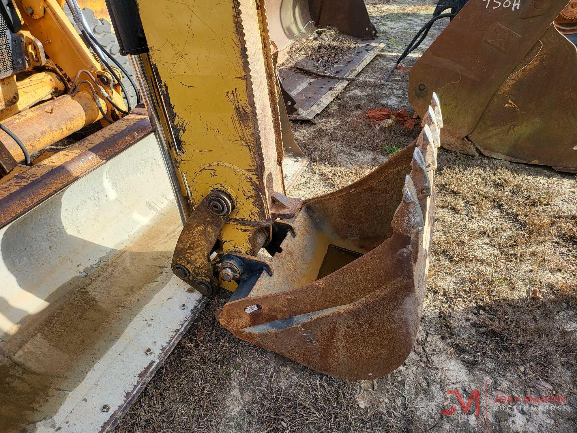 2015 CAT 430F 2 LOADER BACKHOE