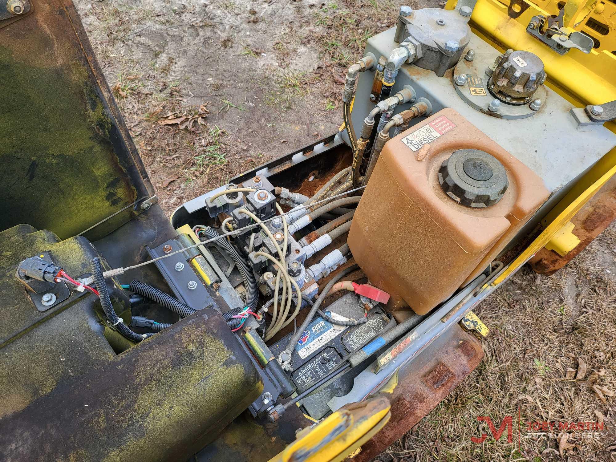 WACKER RT WALK BEHIND TRENCH COMPACTOR