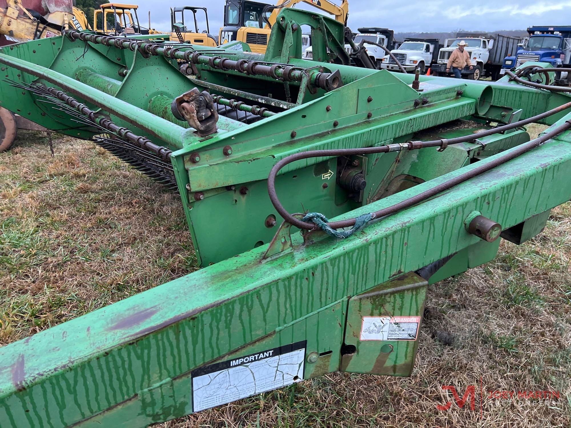 JOHN DEERE 720 MOWER CONDITIONER