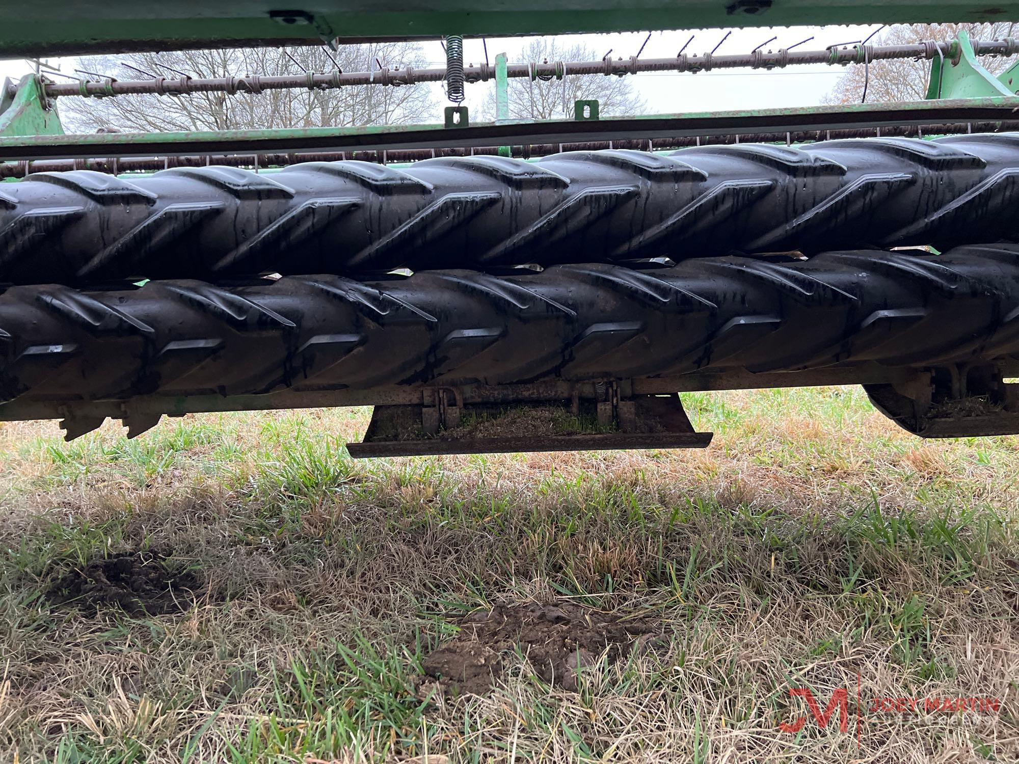 JOHN DEERE 720 MOWER CONDITIONER