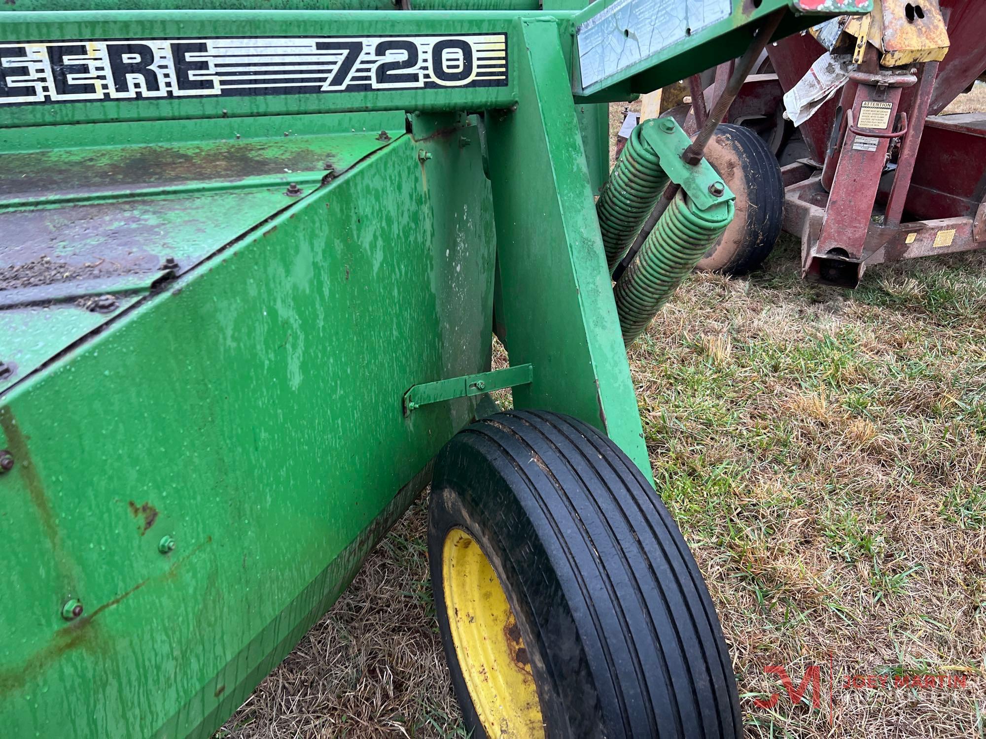 JOHN DEERE 720 MOWER CONDITIONER