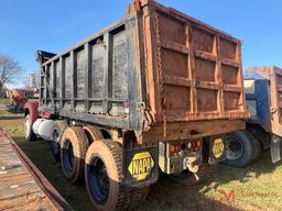 1989 MACK RD688S TRI-AXLE DUMP TRUCK