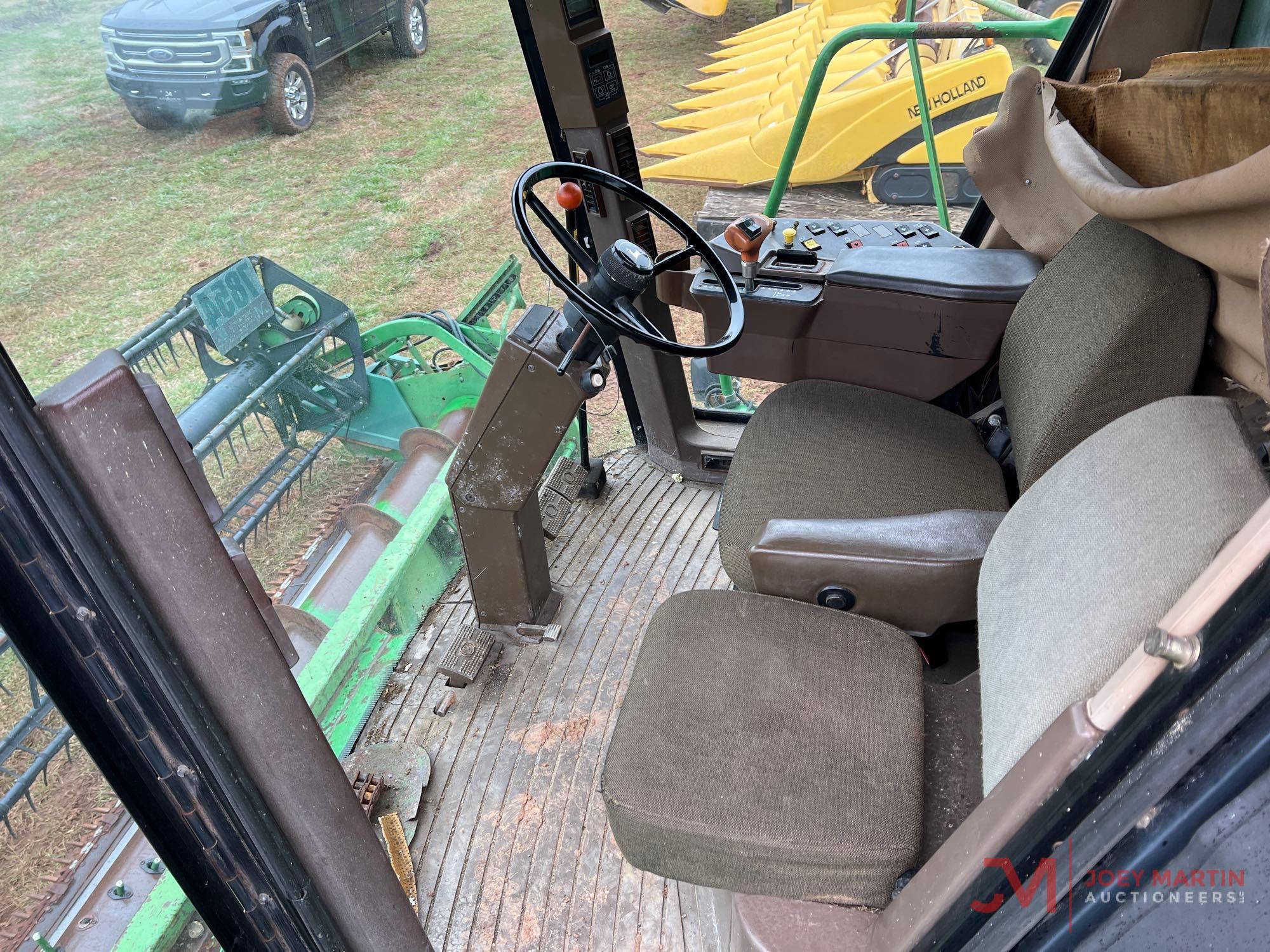 JOHN DEERE 9600 COMBINE