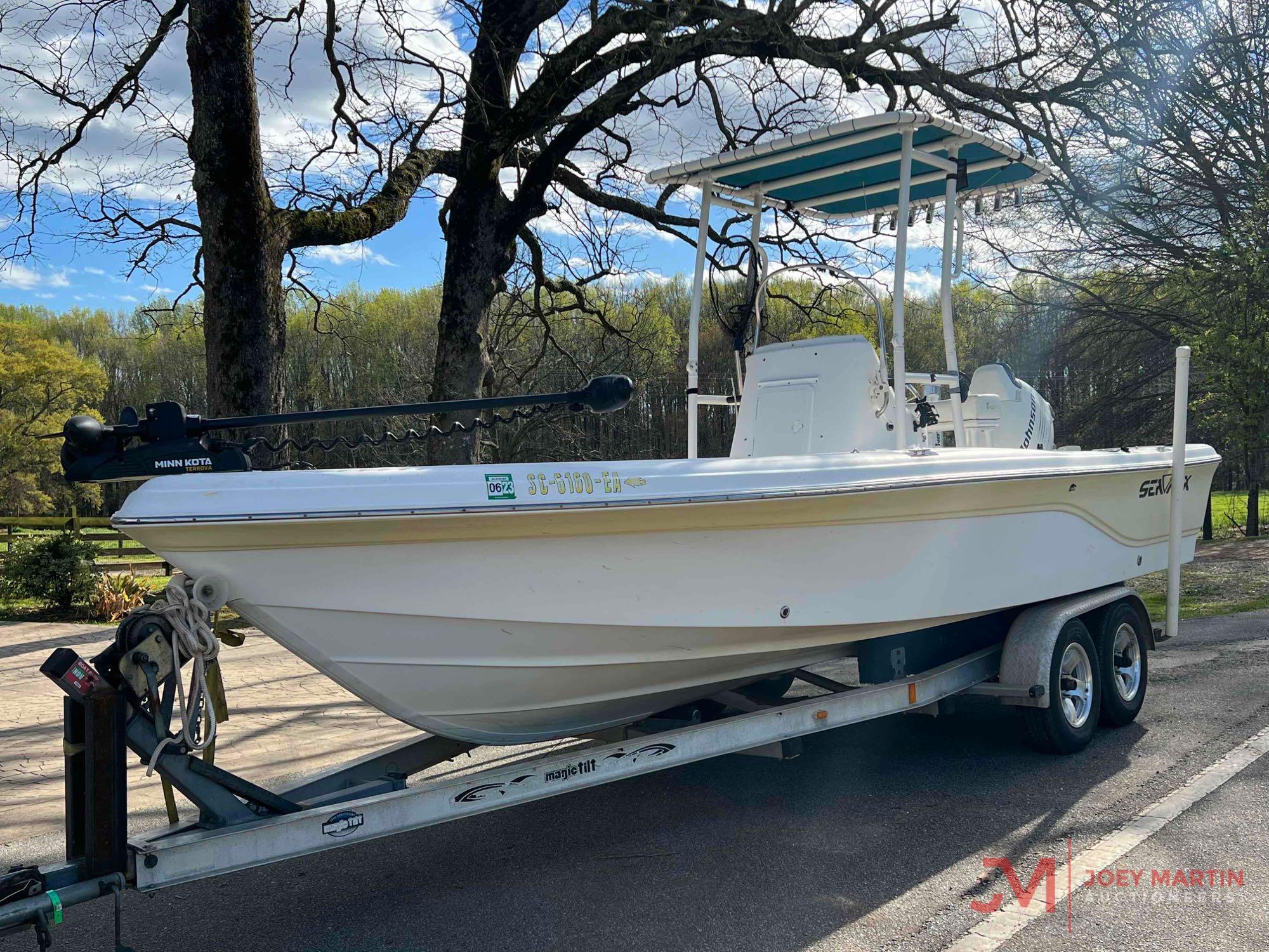 2004 SEAFOX CENTER CONSOLE BOAT