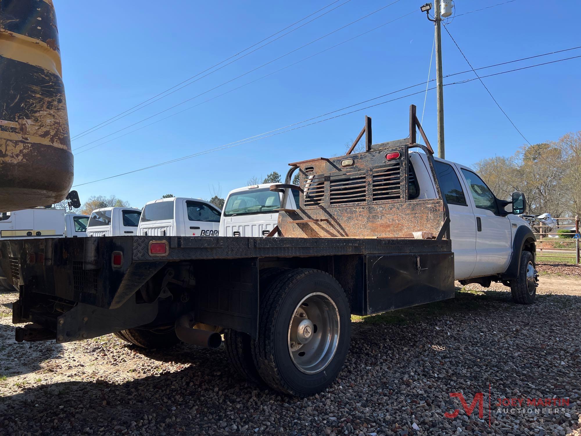 2006 FORD F-550 XL SUPER DUTY FLATBED TRUCK