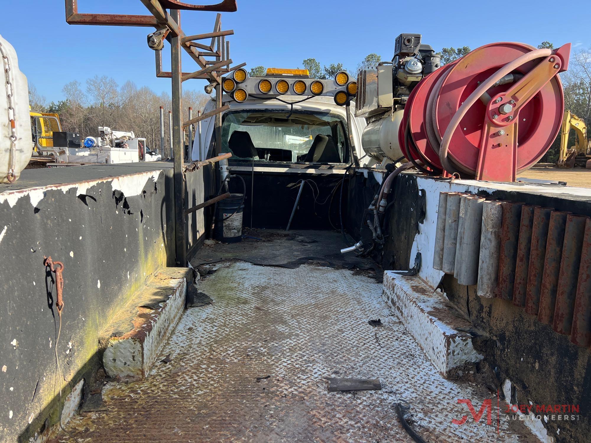 2007 GMC C5500 SERVICE TRUCK