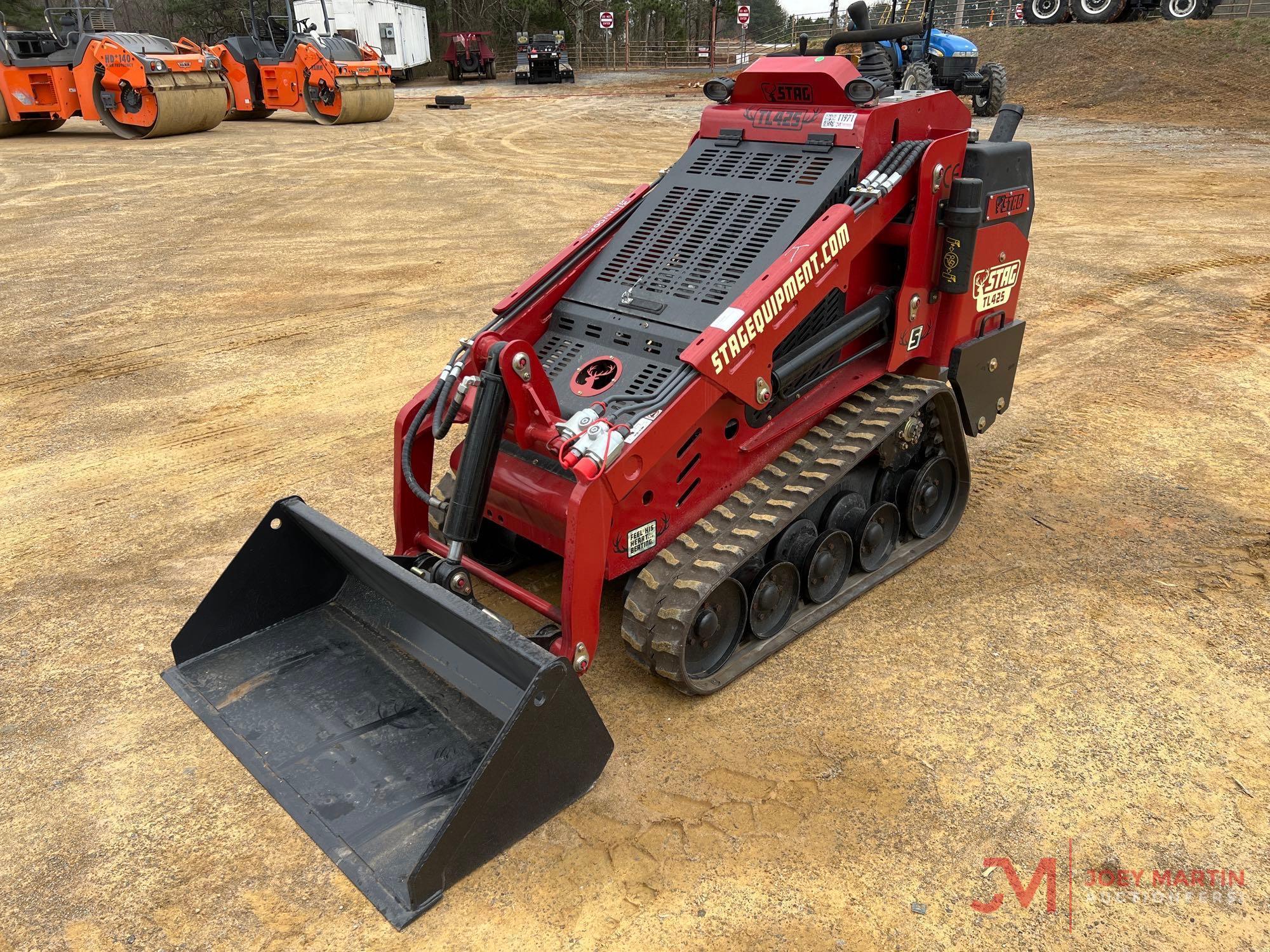 2022 STAG TL425 MINI MULTI TERRAIN LOADER