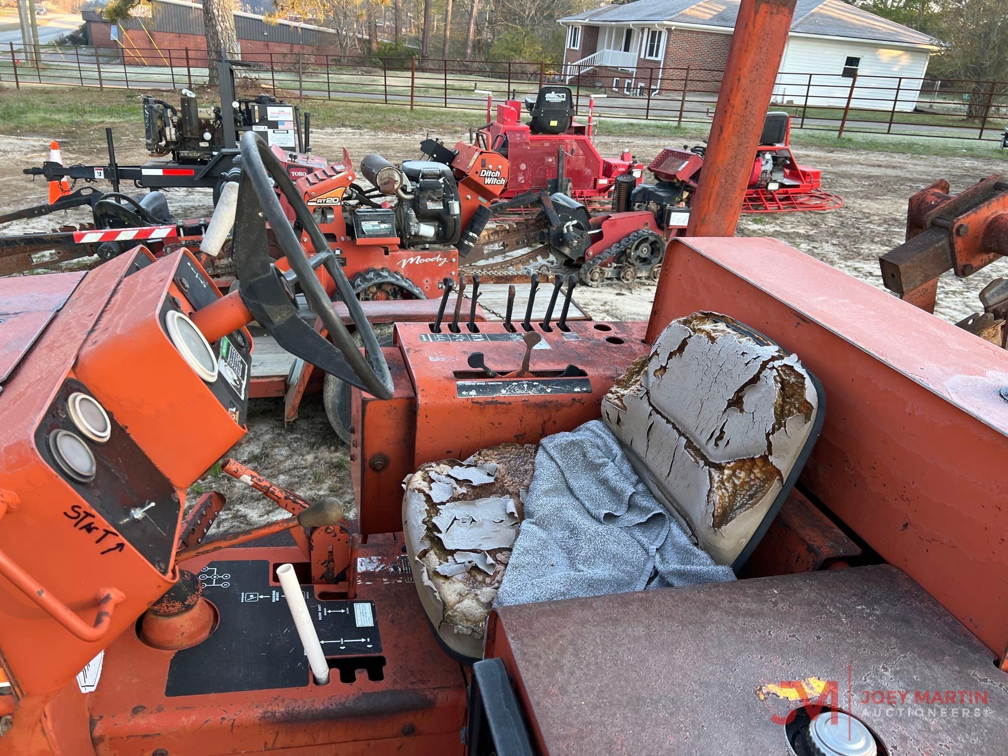 DITCH WITCH 5010 RIDE ON TRENCHER