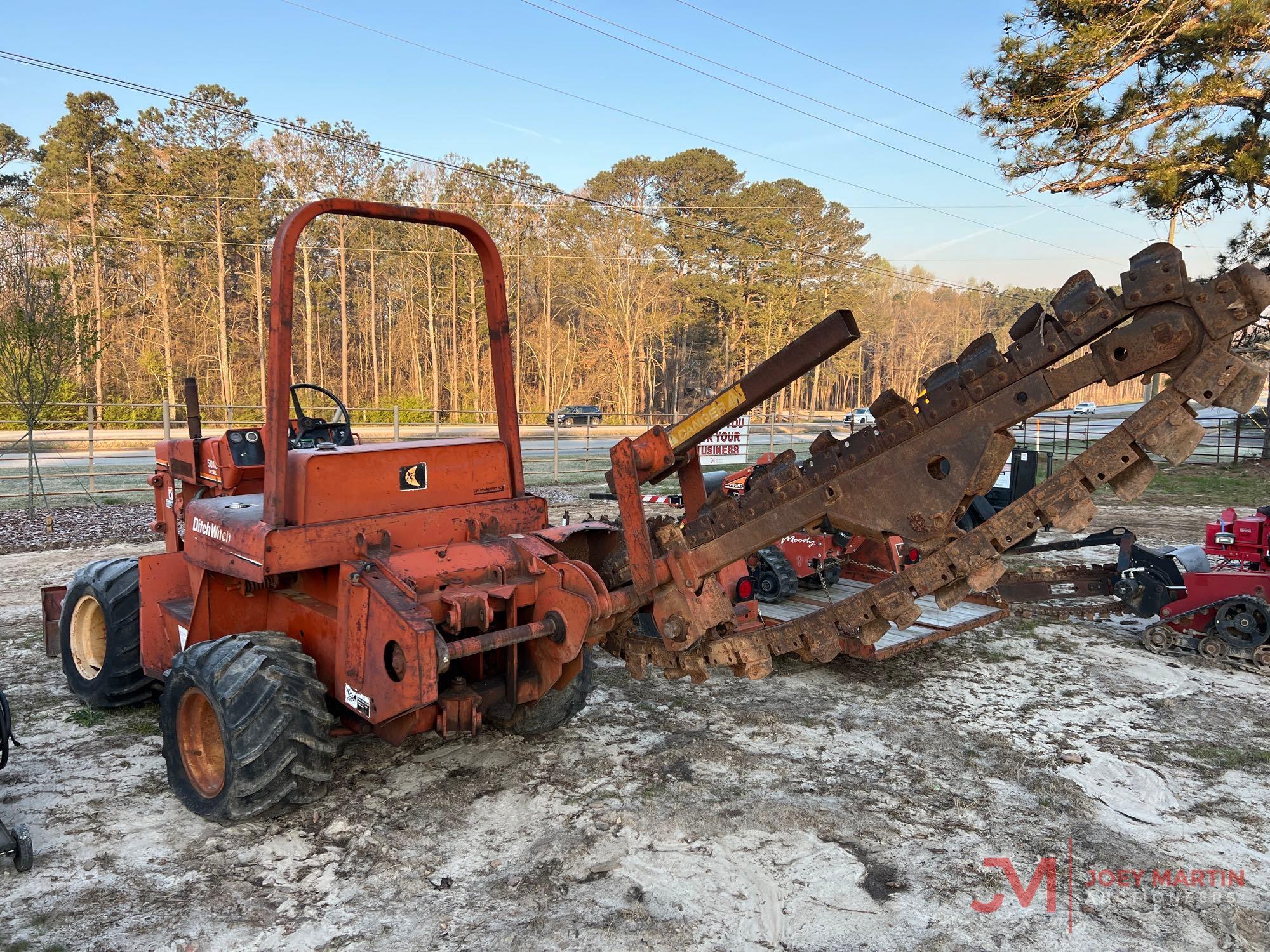 DITCH WITCH 5010 RIDE ON TRENCHER
