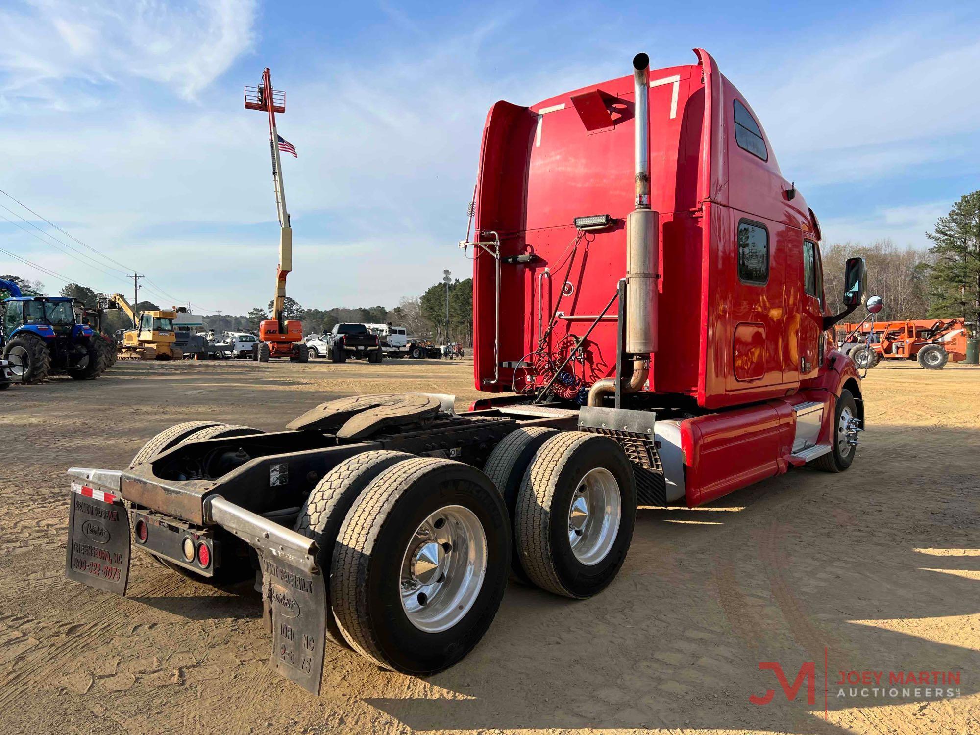 2006 PETERBILT 387 TRUCK TRACTOR