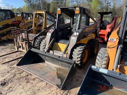 NEW HOLLAND LS180 SKID STEER LOADER