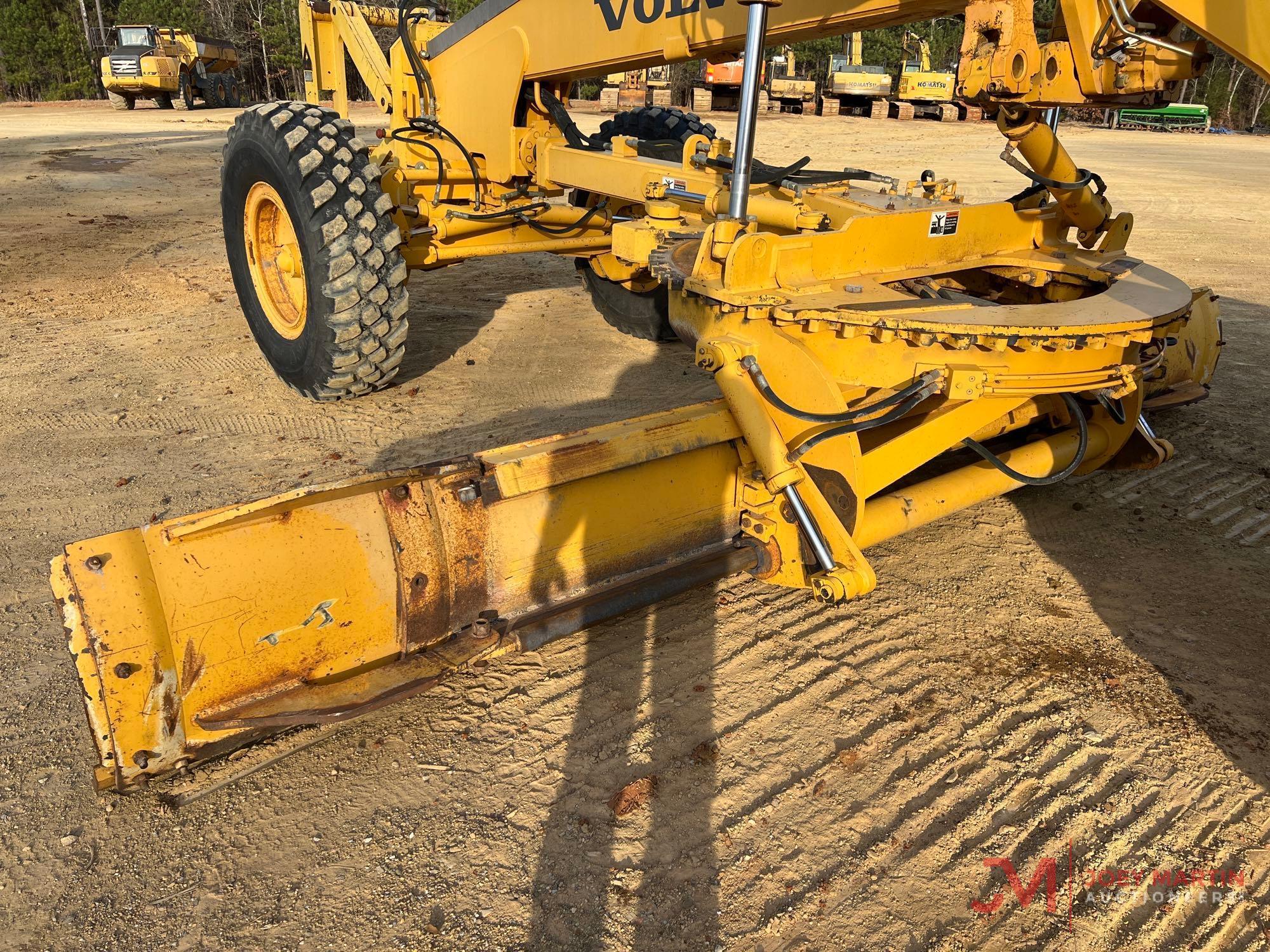 VOLVO G720B MOTOR GRADER