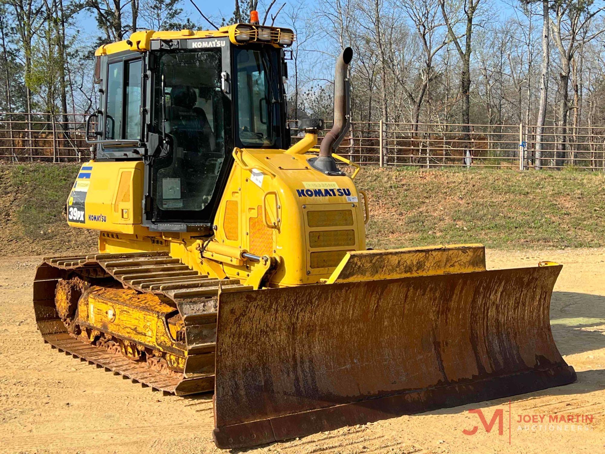 2017 KOMATSU D39PX-24 CRAWLER DOZER