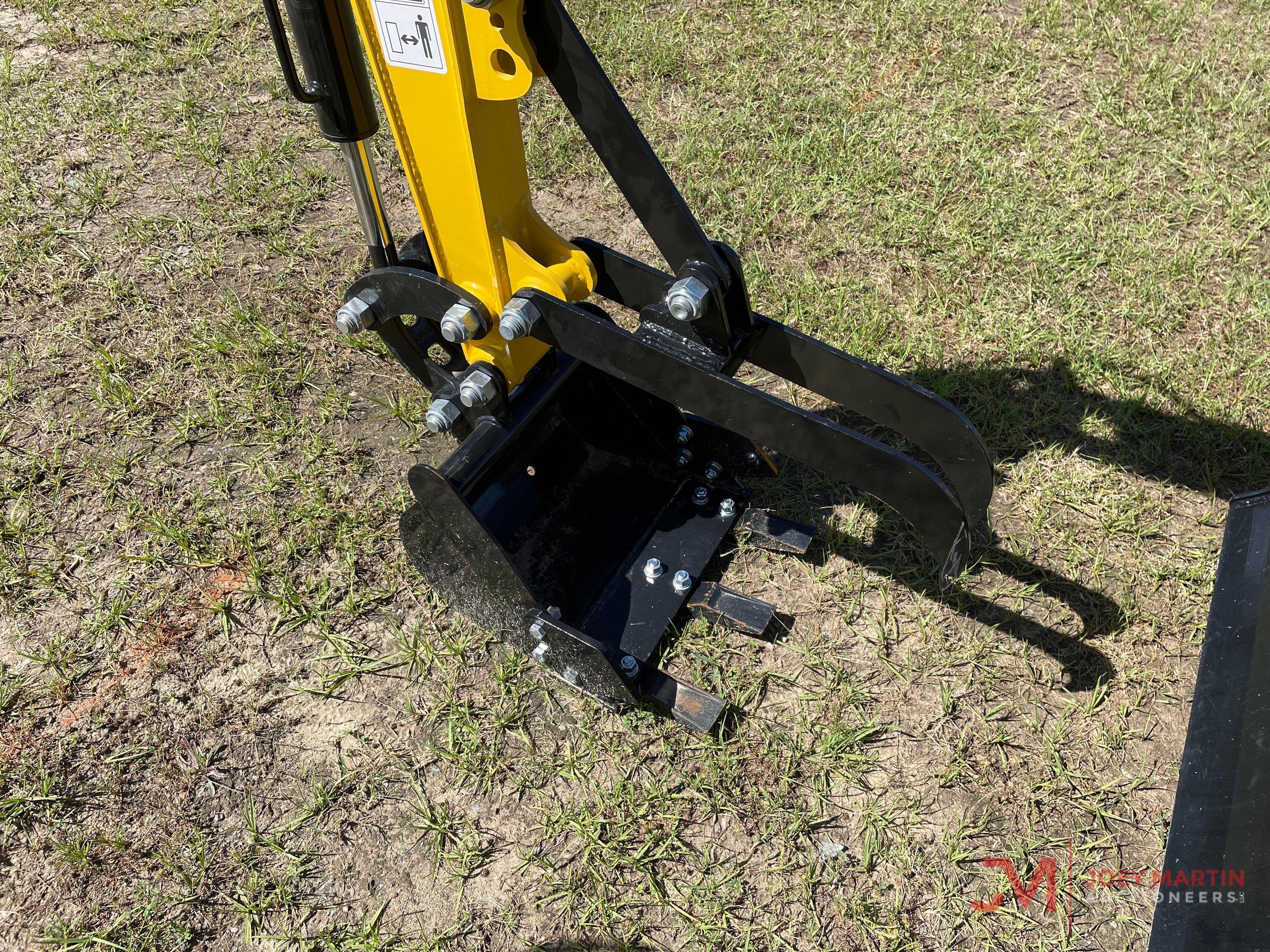 2020 AGROTK H12 MINI EXCAVATOR