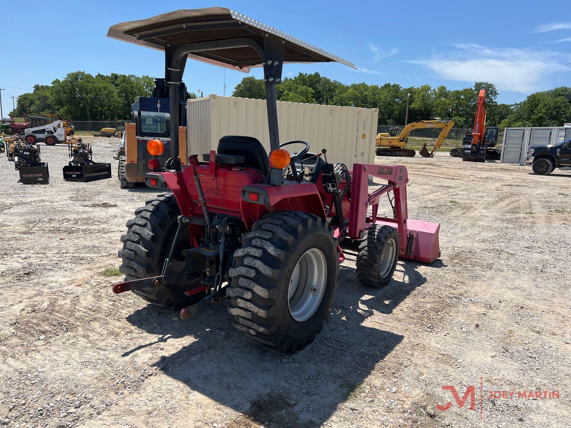 MAHINDRA 2615 UTILITY TRACTOR