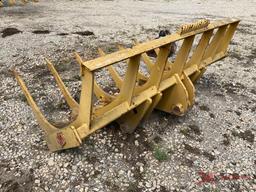 SOLESBEE 7' PIN ON LOADER RAKE