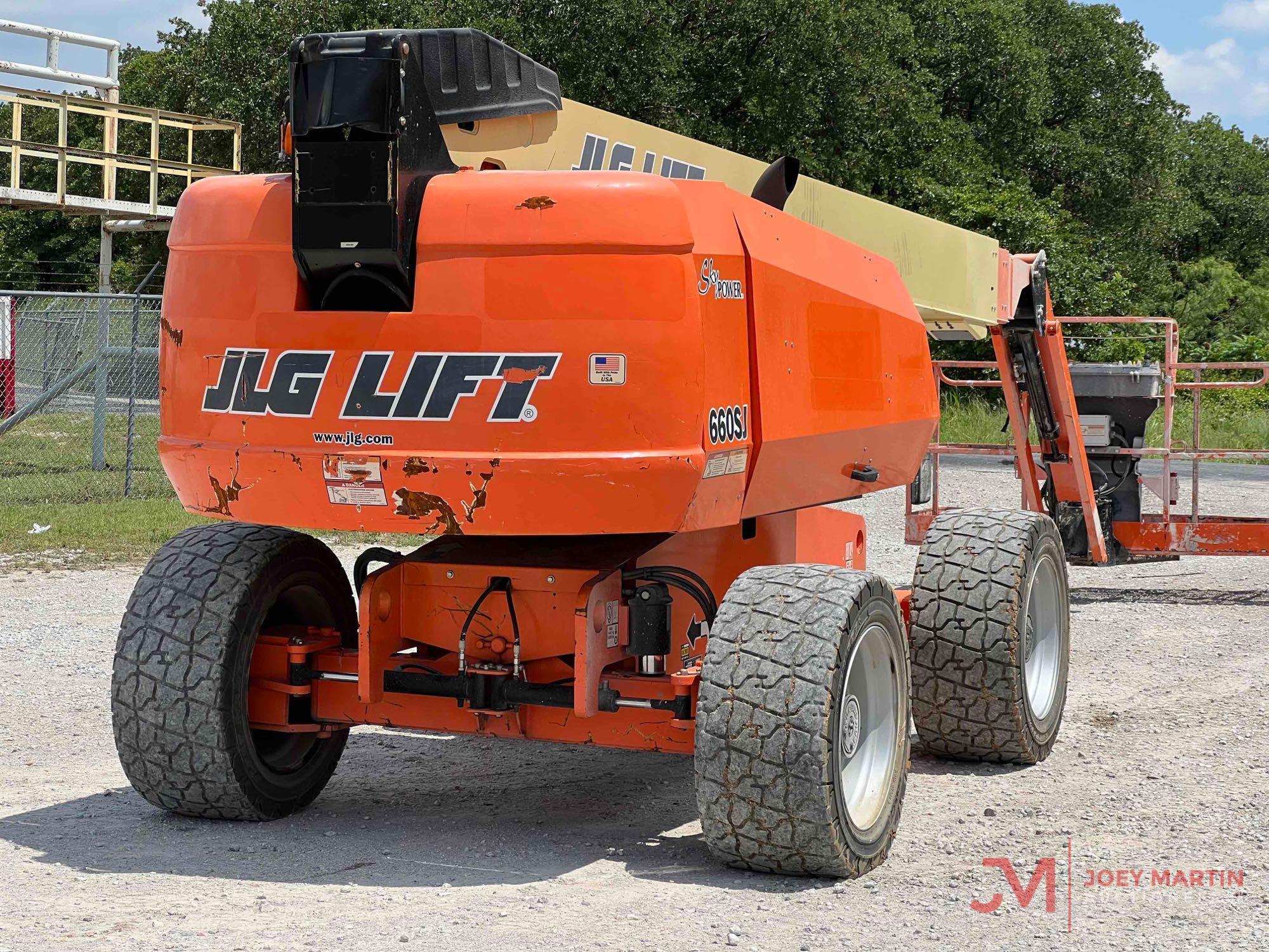 2011 JLG 660SJ BOOM LIFT