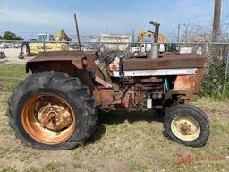 INTERNATIONAL 584 AG TRACTOR