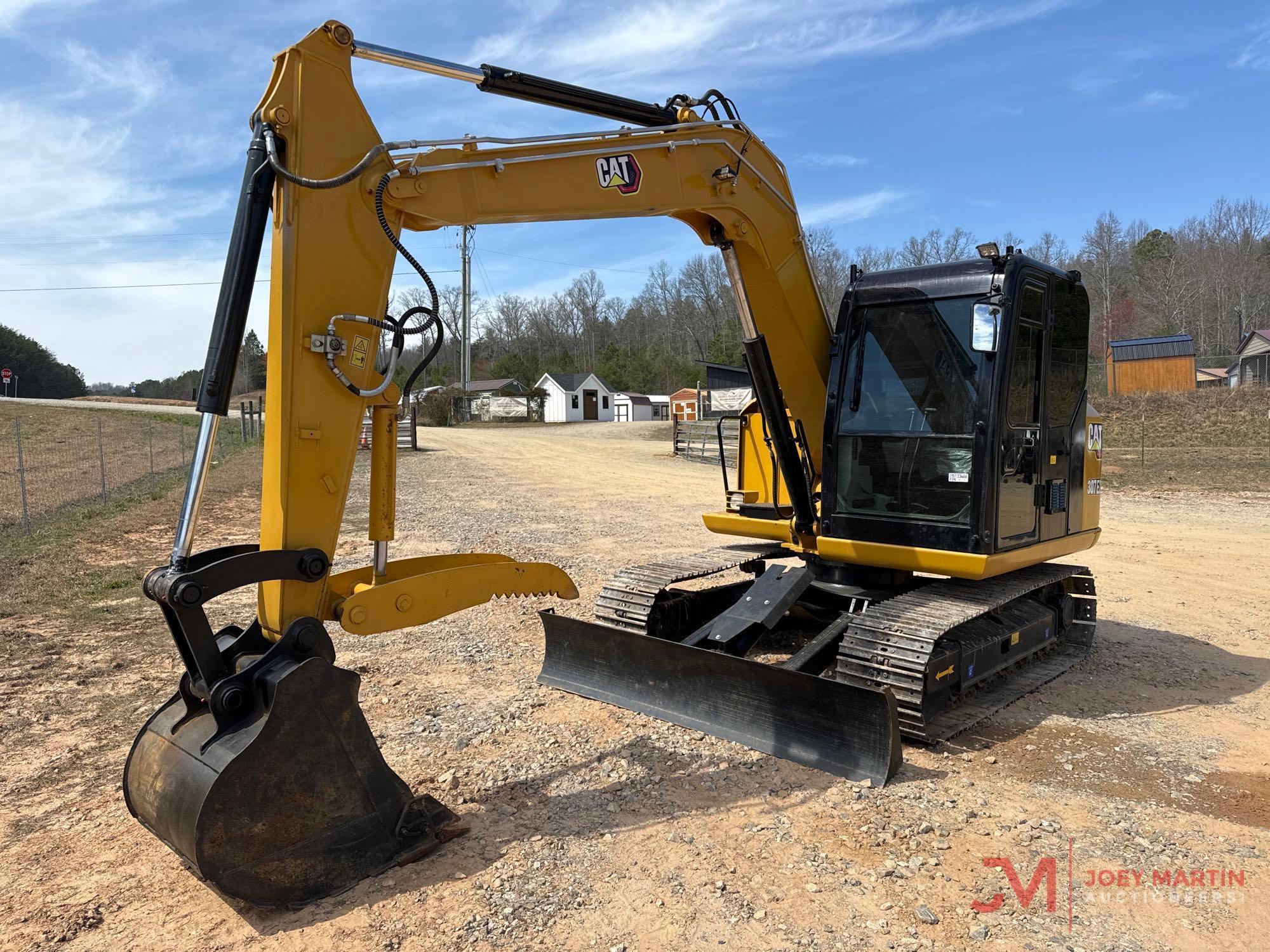 CAT 307E2 HYDRAULIC EXCAVATOR