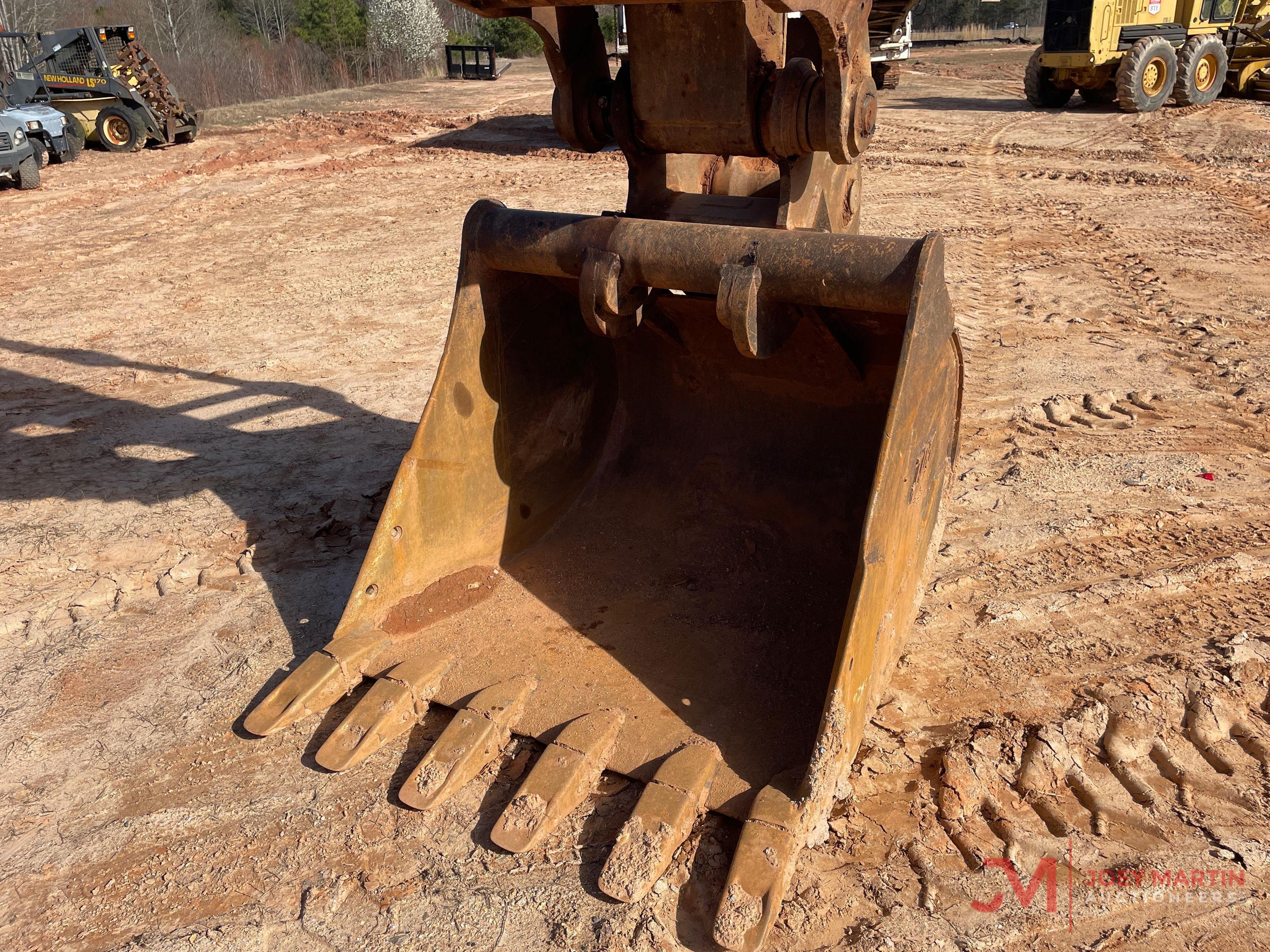 2012 JOHN DEERE 200D LC HYDRAULIC EXCAVATOR