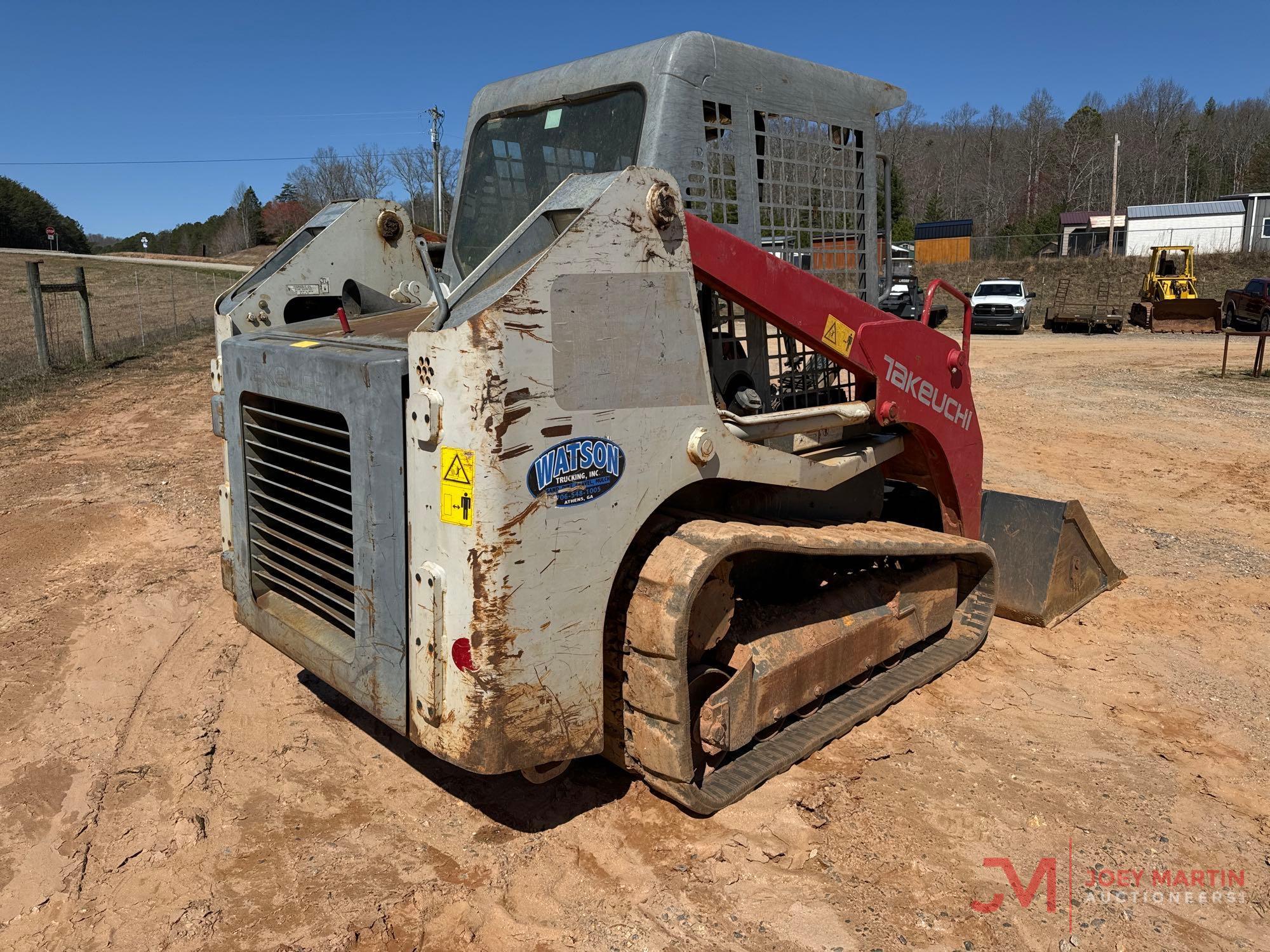 2014 TAKEUCHI TL8 MULTI TERRAIN LOADER